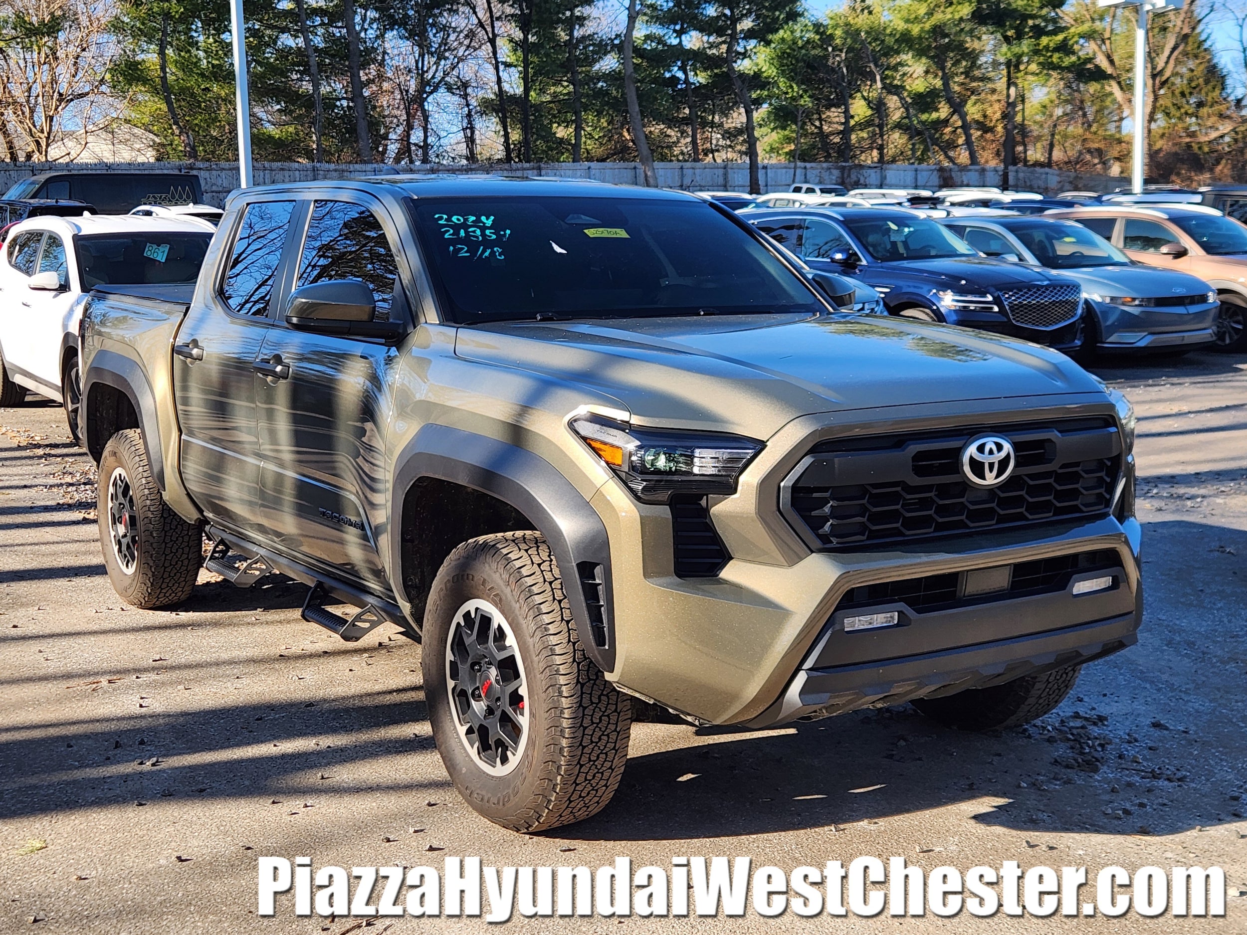 2024 Toyota Tacoma TRD Off Road's photo