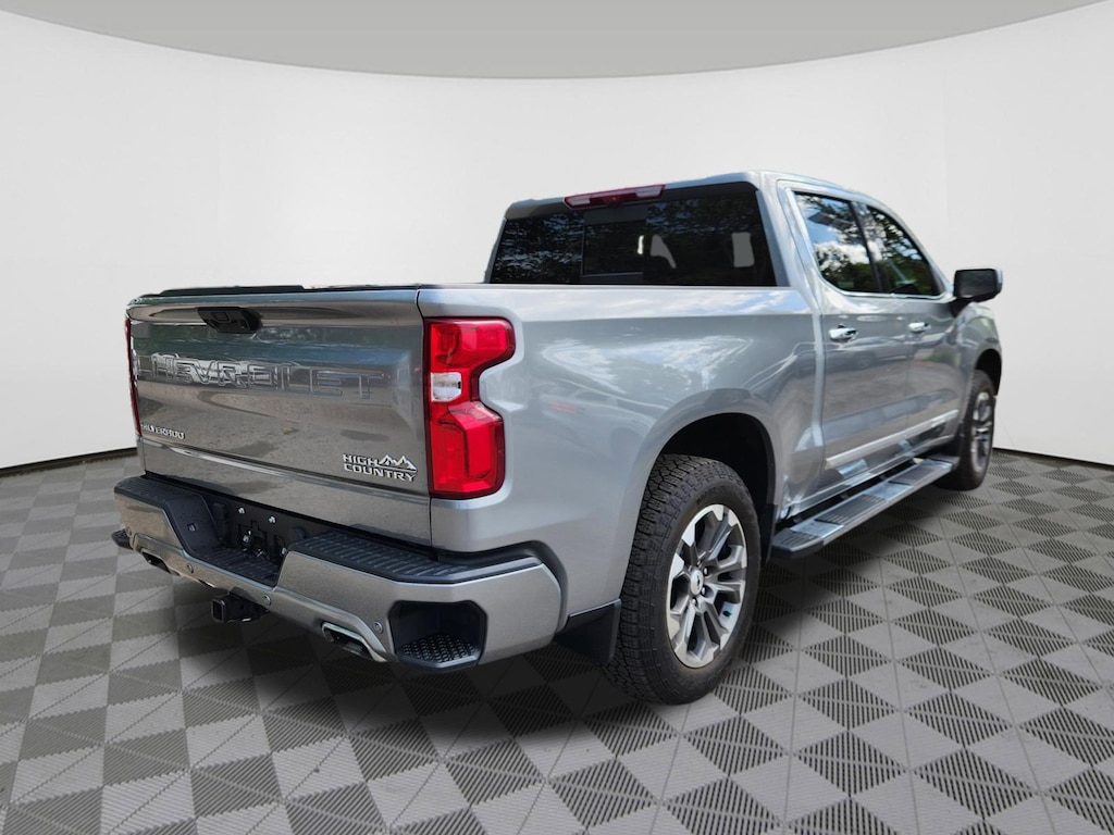 Used 2024 Chevrolet Silverado 1500 High Country Truck Crew Cab