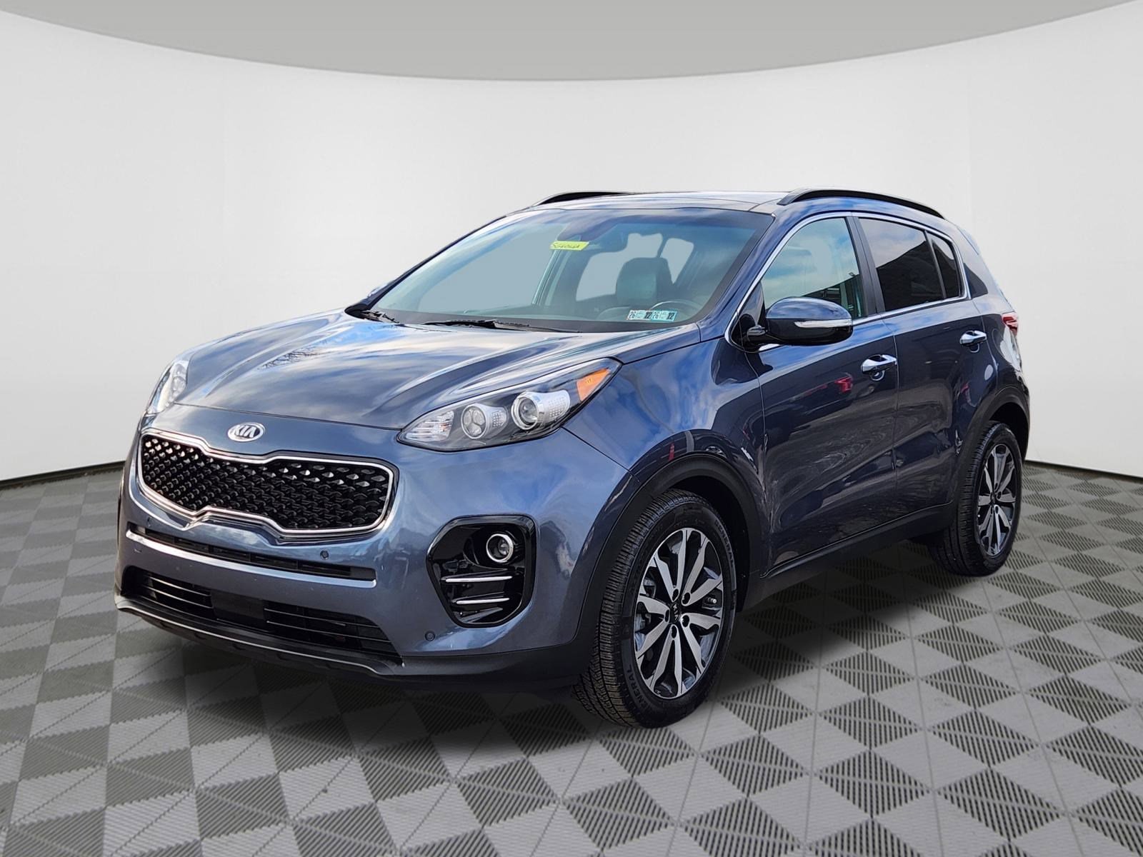 Used 2018 Kia Sportage EX with VIN KNDPN3AC8J7362578 for sale in West Chester, PA