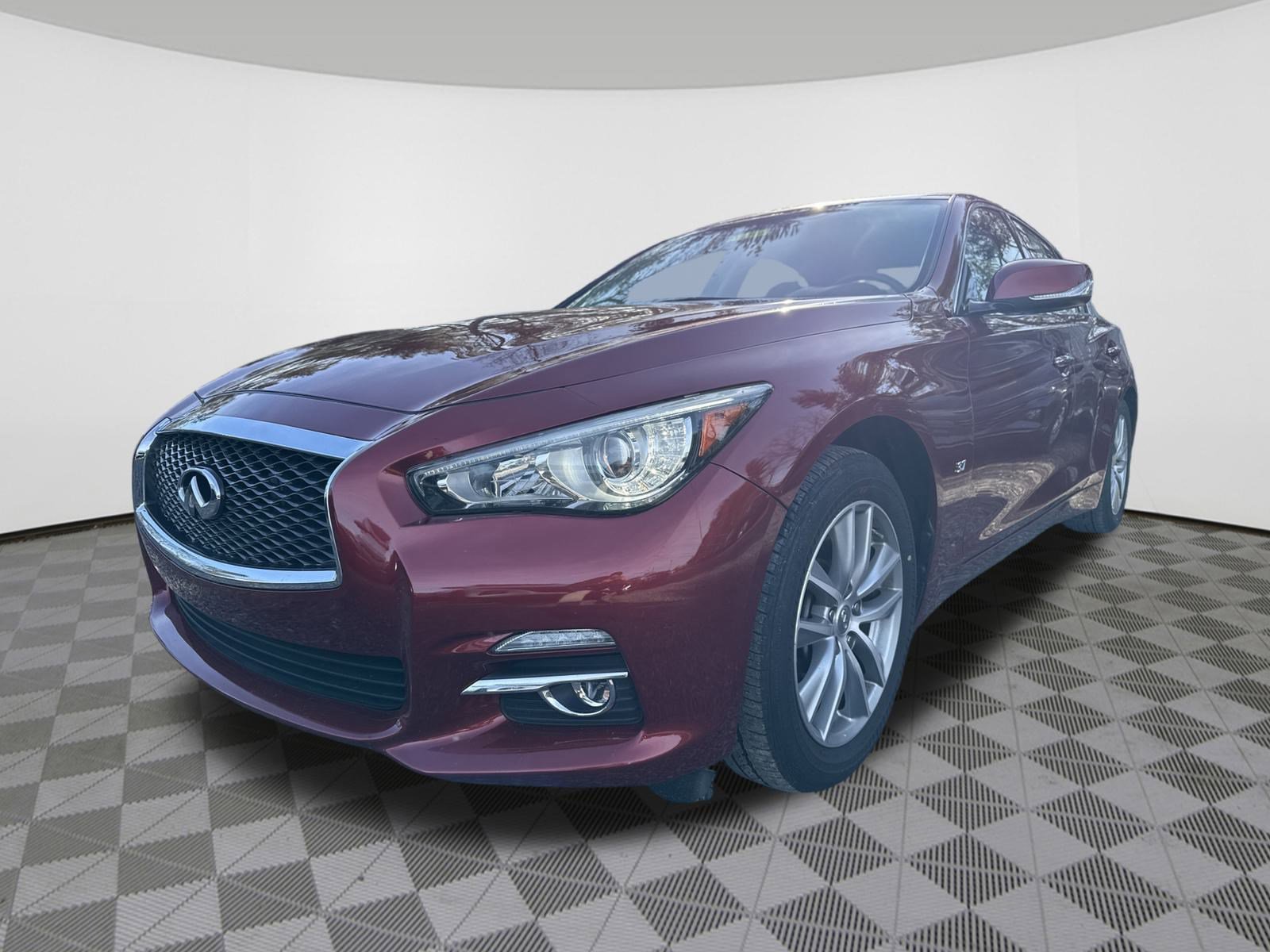2014 Infiniti Q50 Premium photo 3