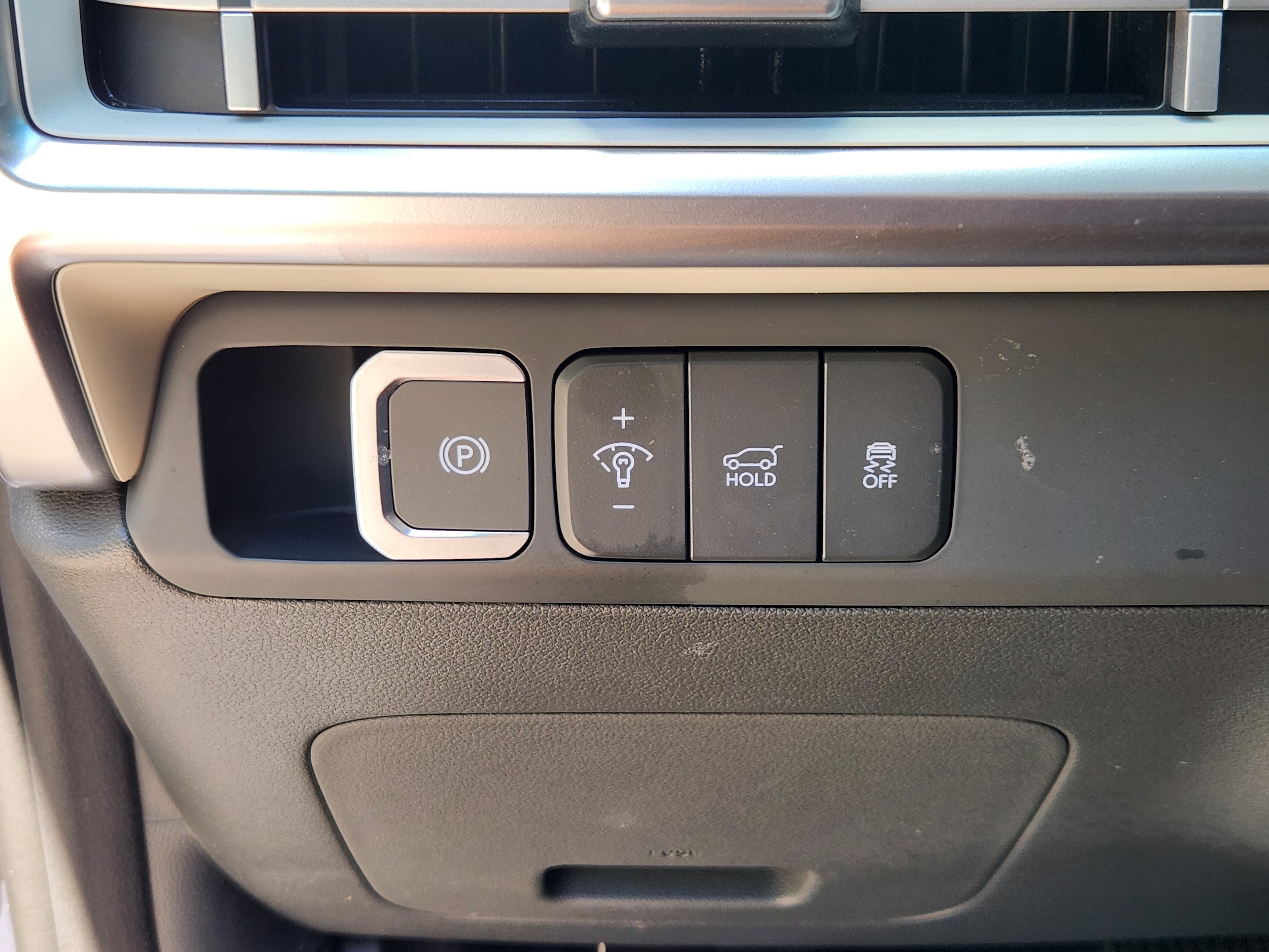 2025 Hyundai Santa Fe SEL - Photo 24