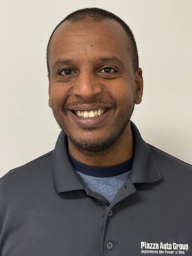 Staff member Zack Geber from ID_153d359633f9