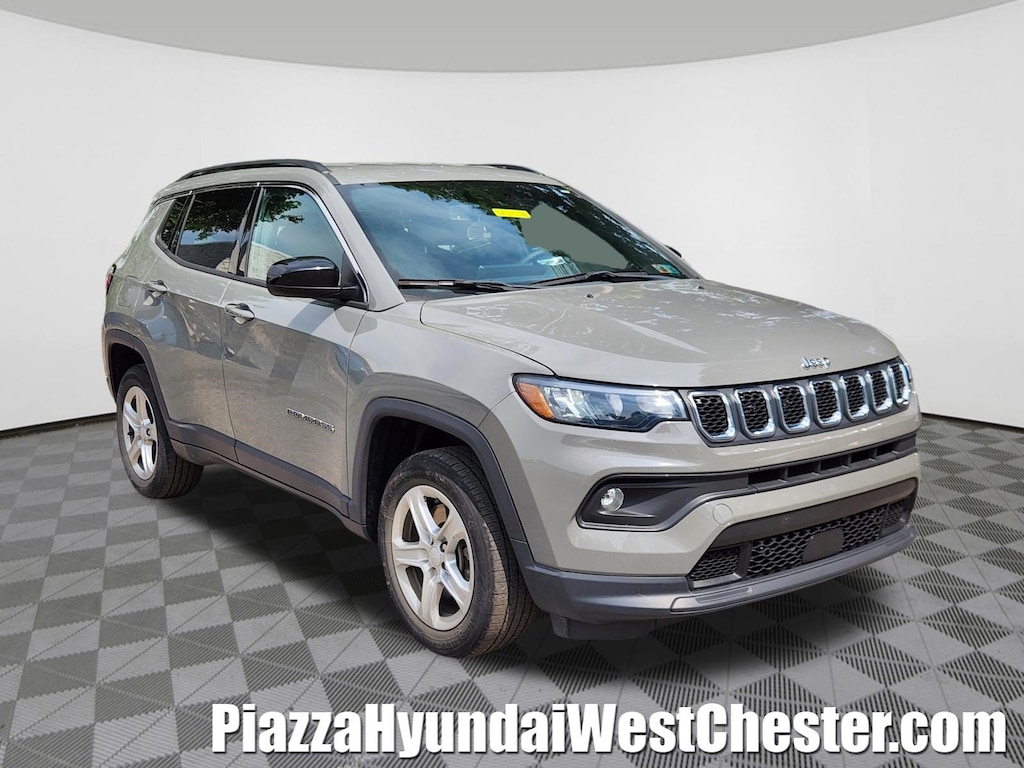 Used 2023 Jeep Compass Latitude SUV
