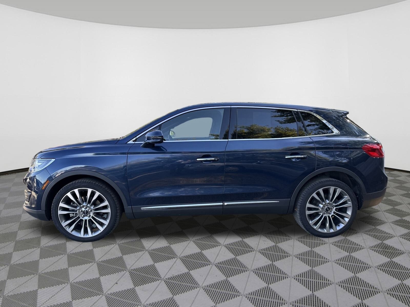 2017 Lincoln MKX Reserve photo 4