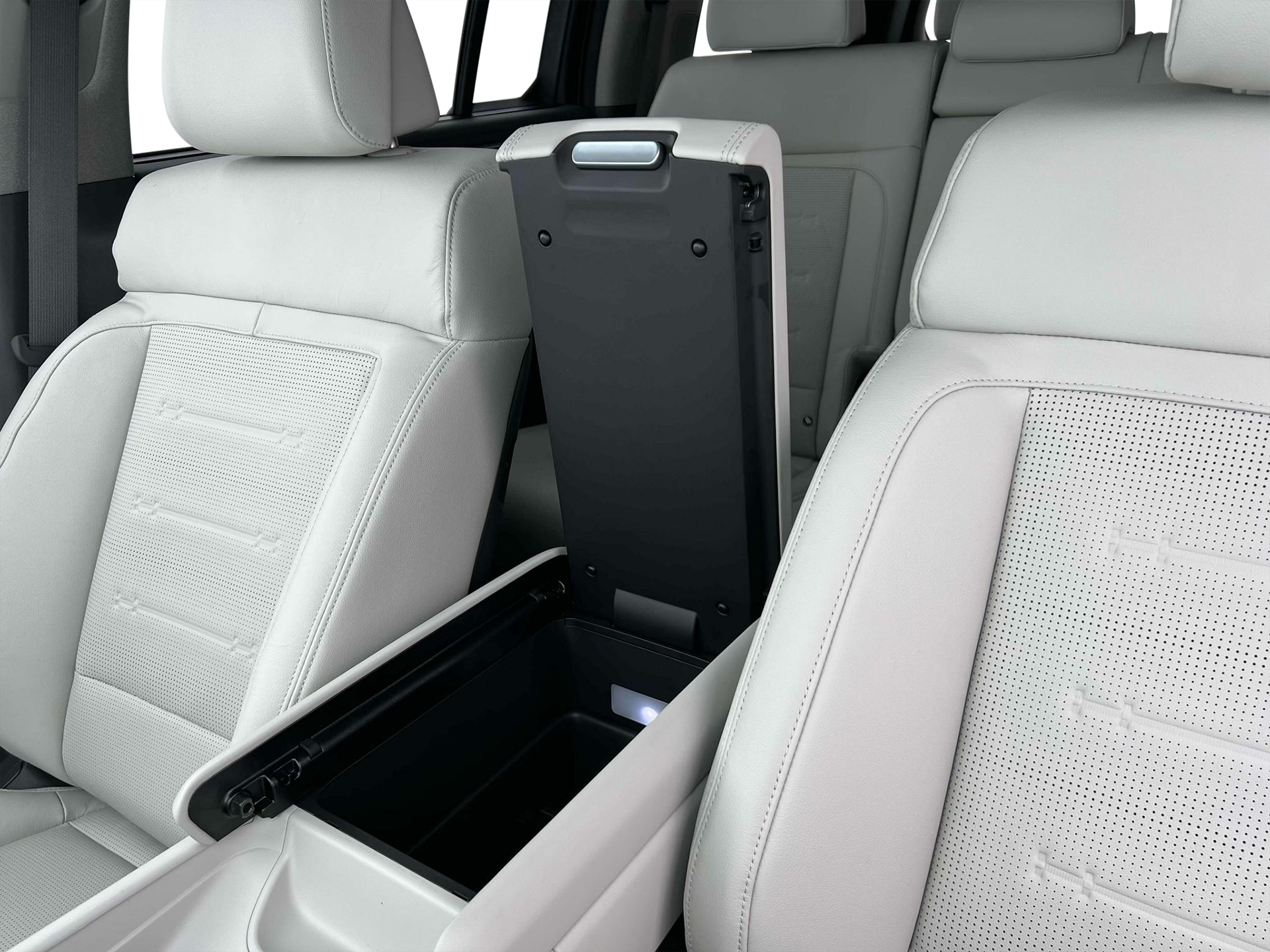 2025 Hyundai Santa Fe Limited - Photo 18