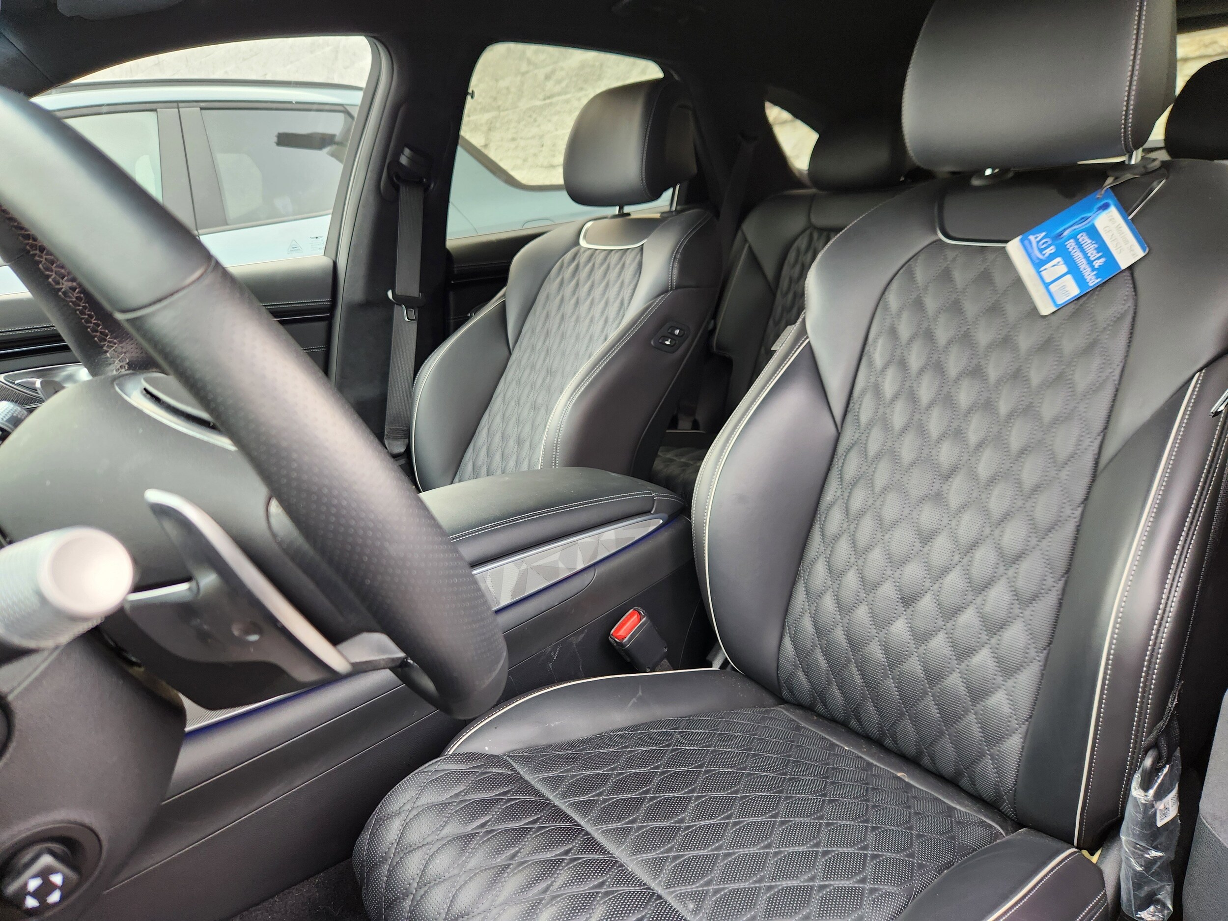 2025 Genesis GV70 3.5T Sport Advanced photo 2