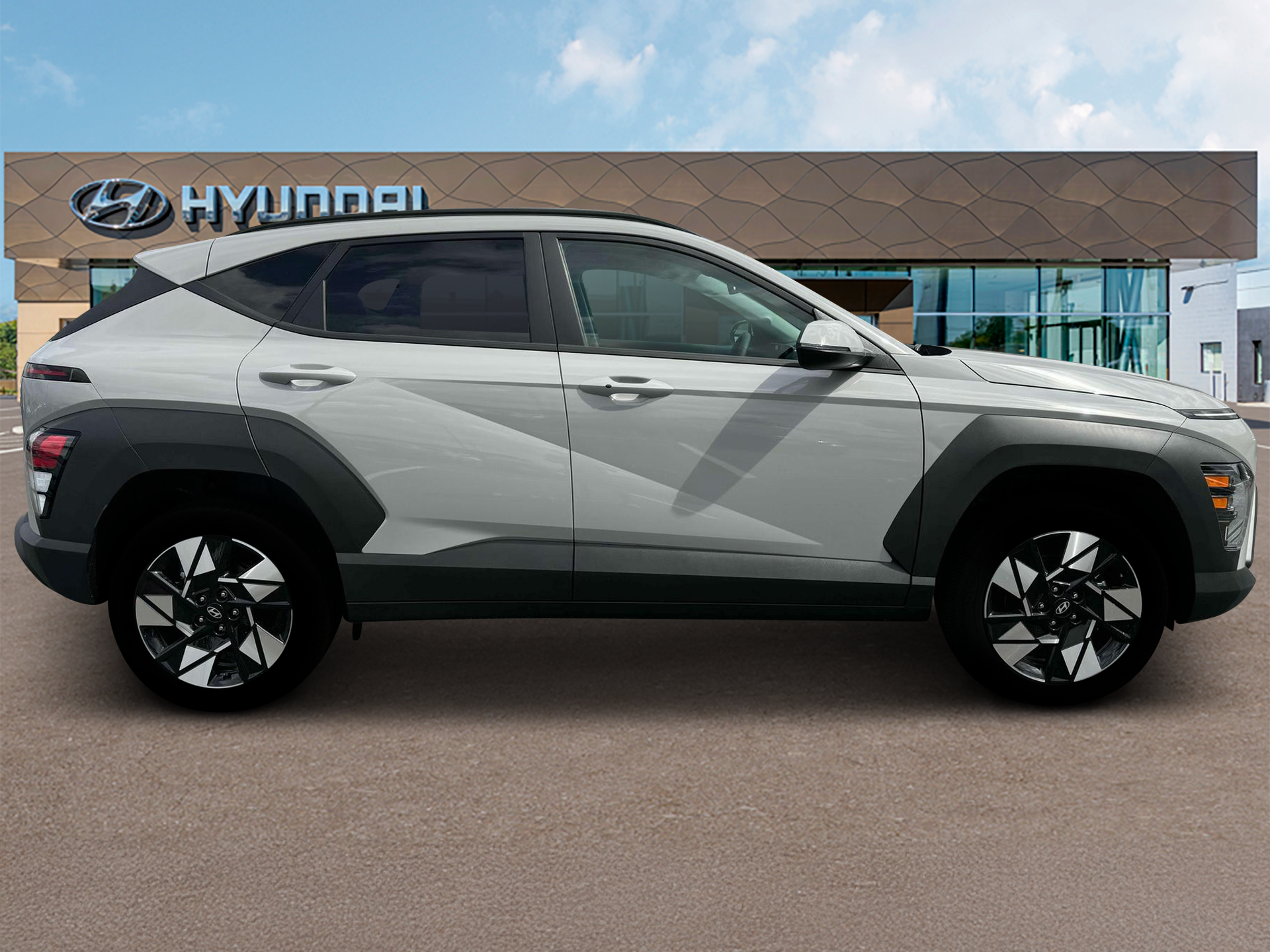 2025 Hyundai Kona SEL - Photo 9