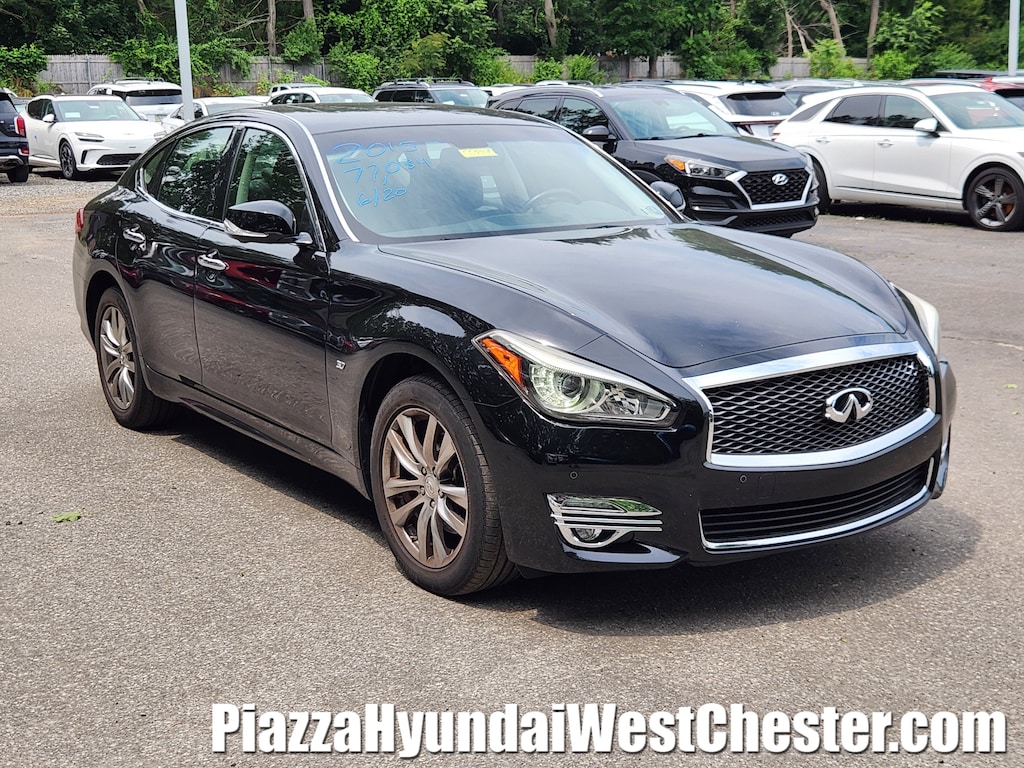 Used 2015 INFINITI Q70 3.7 Sedan