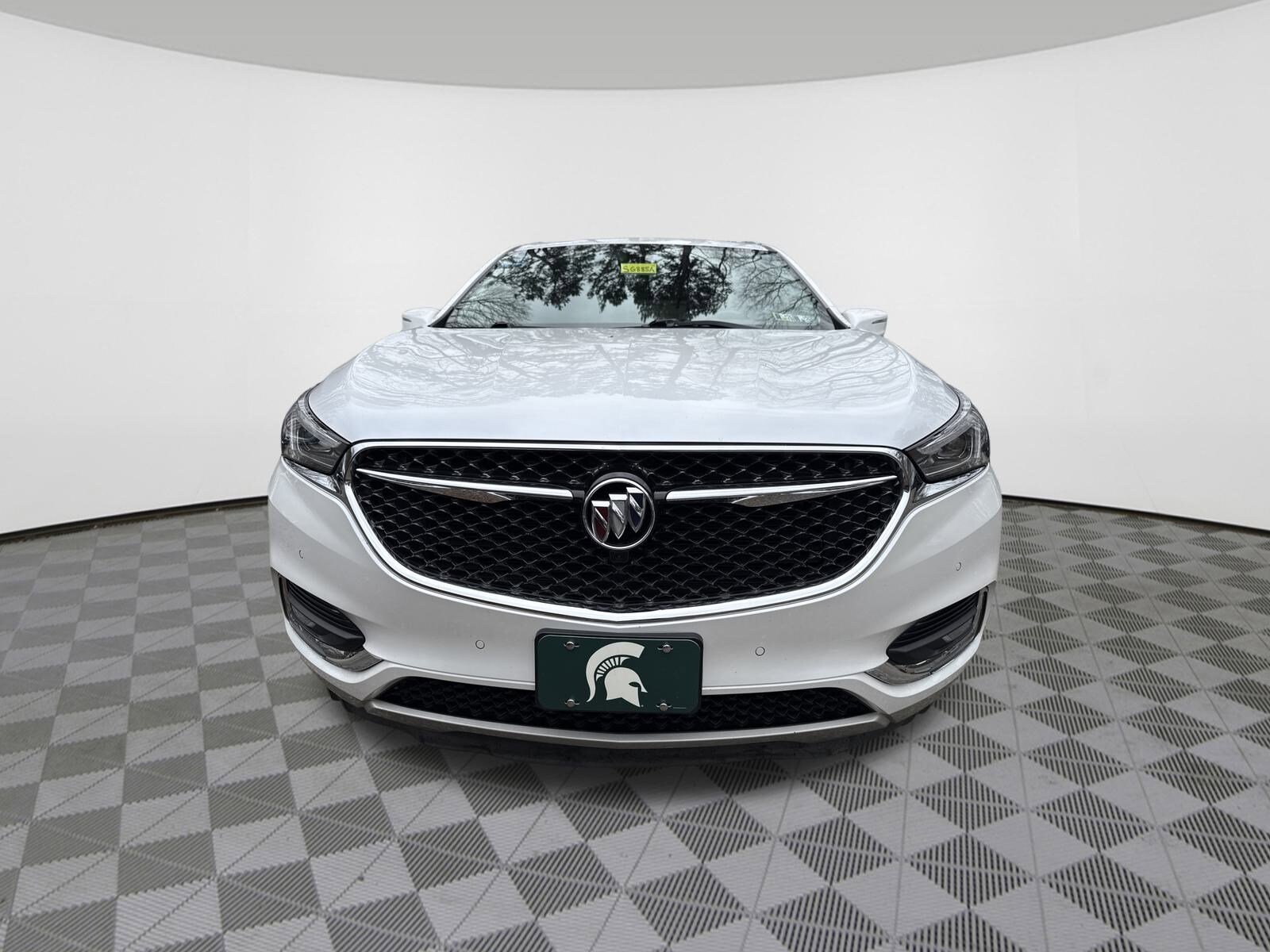 2018 Buick Enclave Avenir photo 2