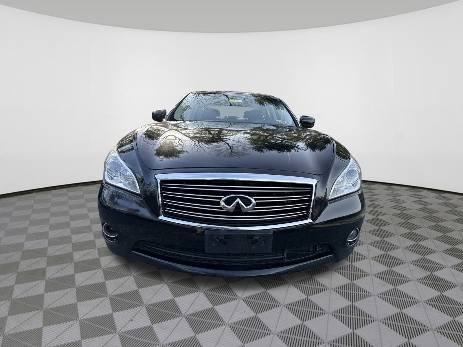 2012 Infiniti M37 photo 2