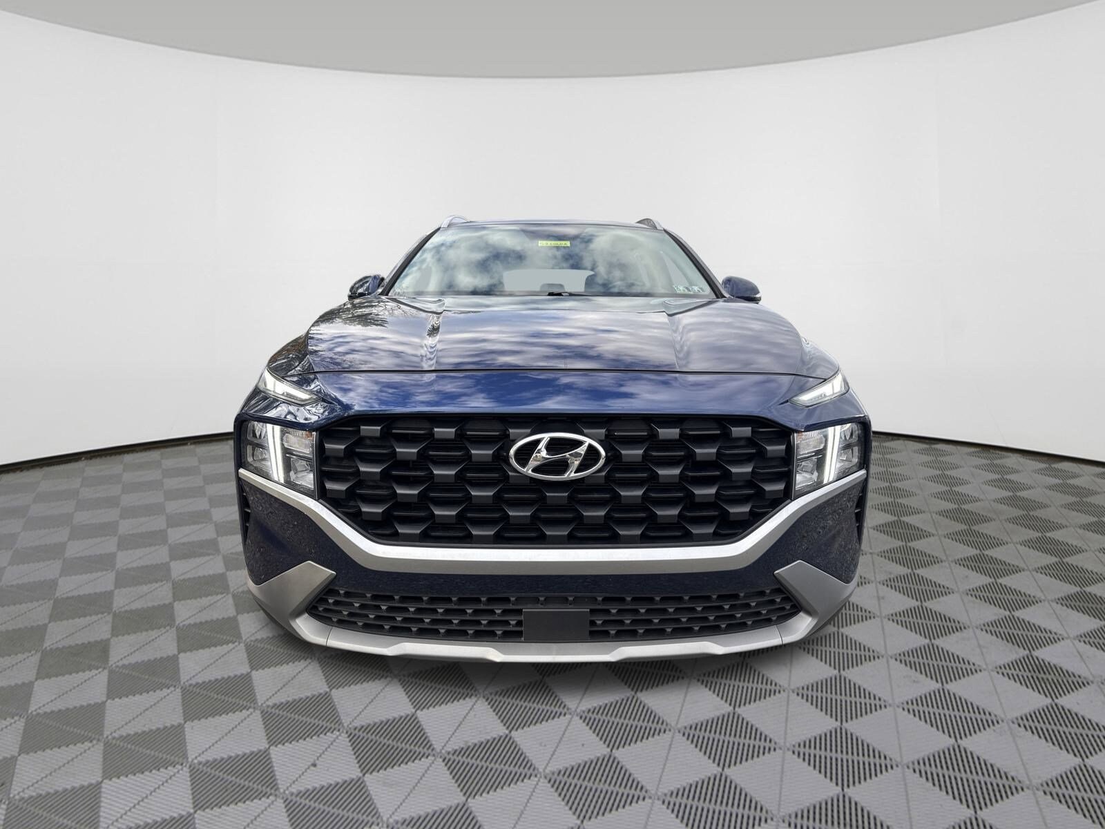 2023 Hyundai Santa Fe SEL photo 2
