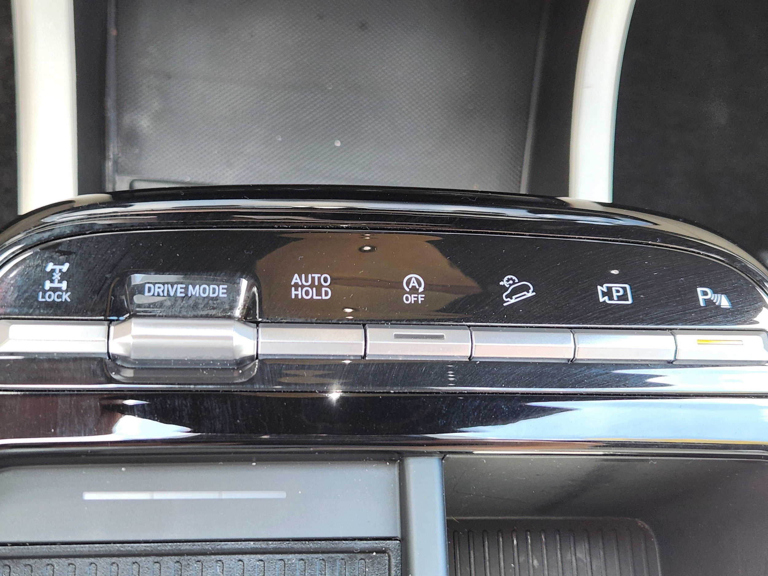2025 Hyundai Tucson Limited - Photo 23