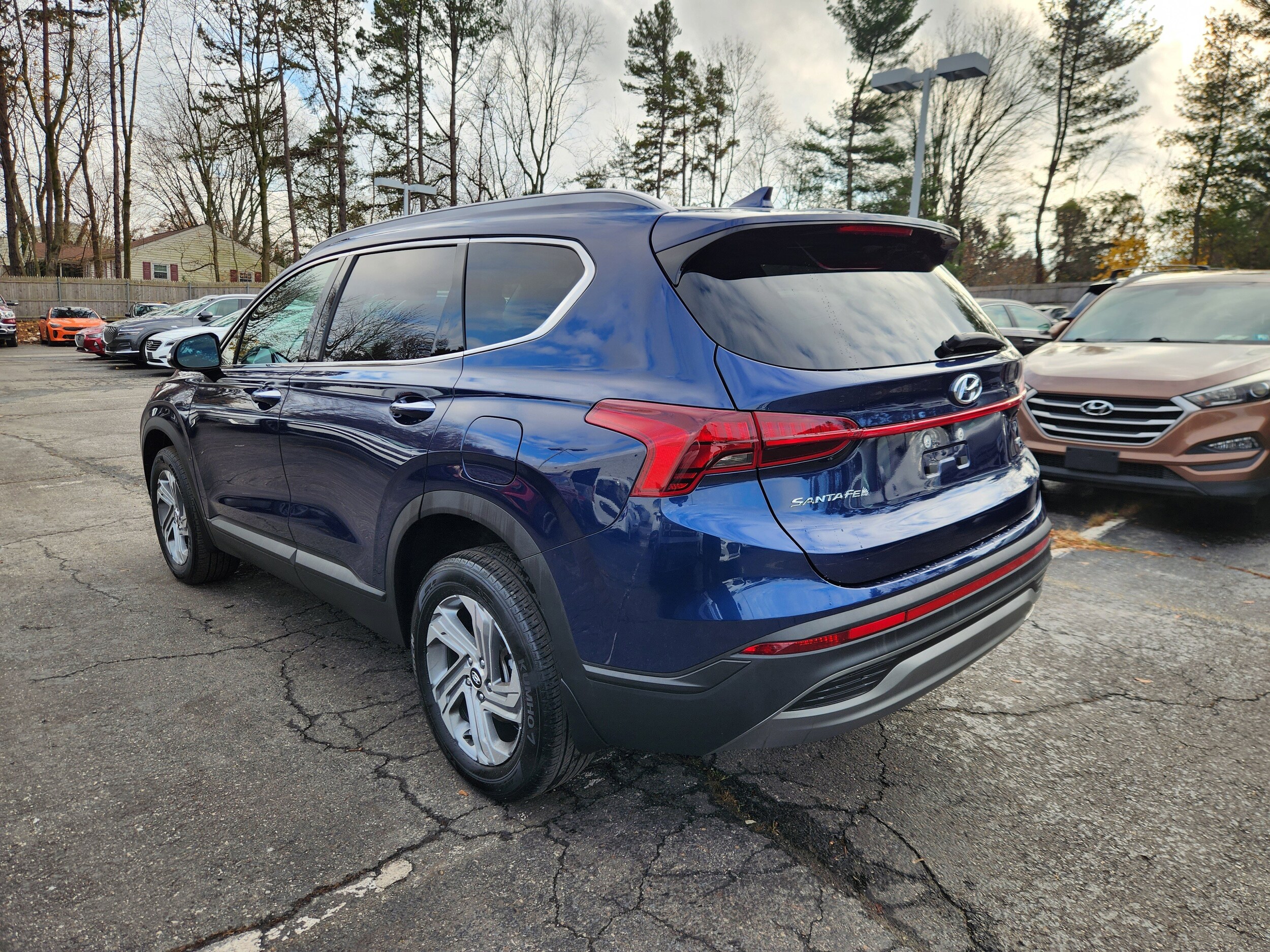 2023 Hyundai Santa Fe SEL photo 3