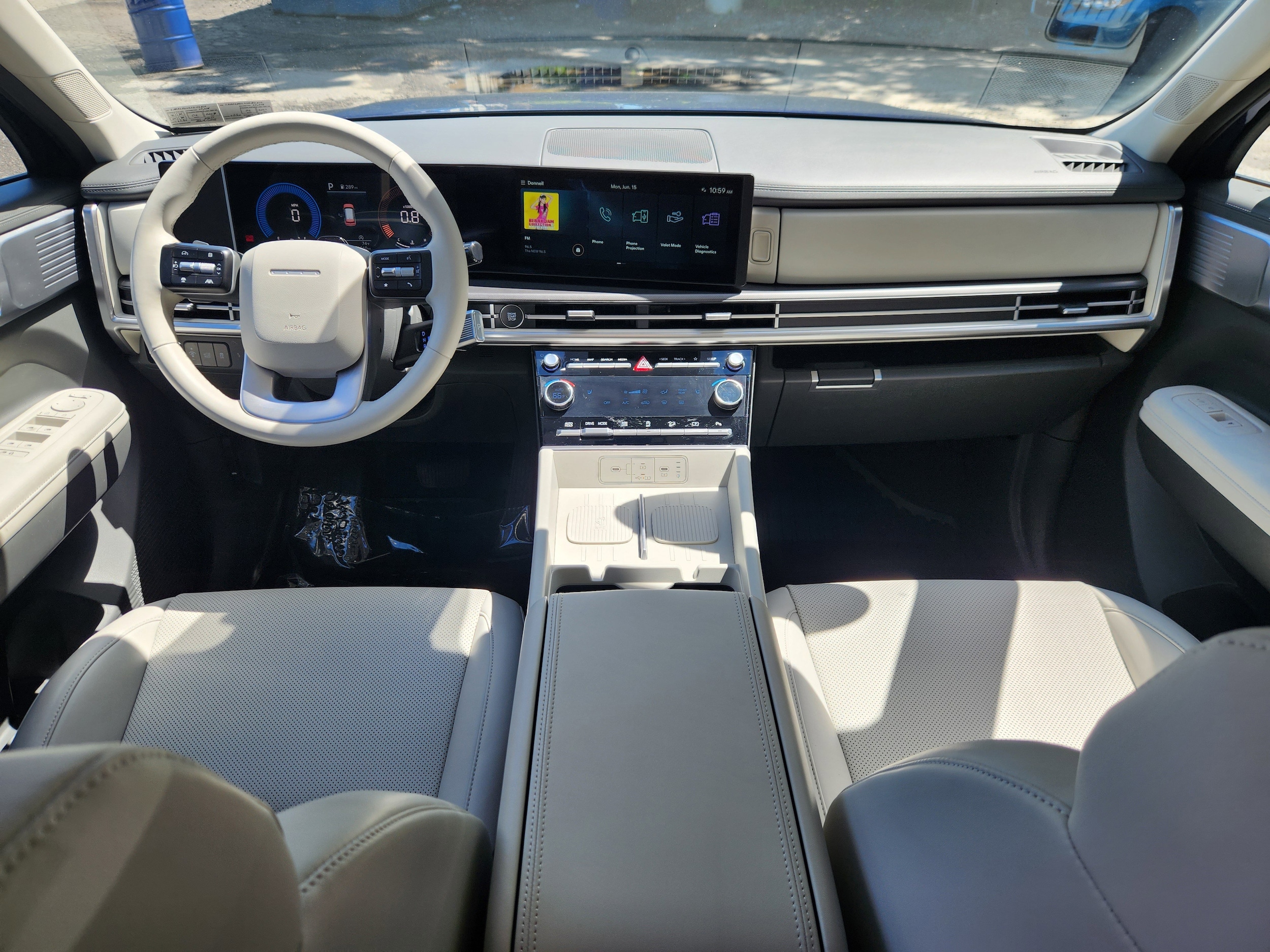 2025 Hyundai Santa Fe SEL - Photo 8