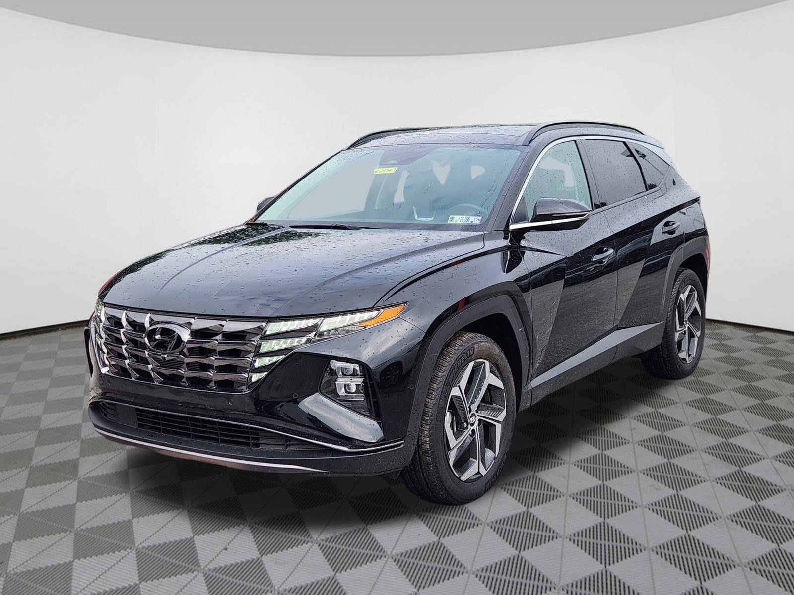 2024 Hyundai Tucson Hybrid Limited photo 2
