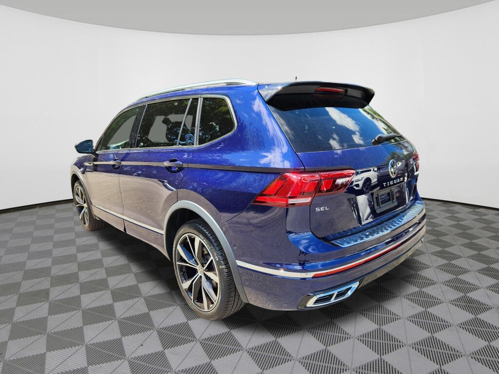 Used 2024 Volkswagen Tiguan 2.0T SEL R-Line SUV