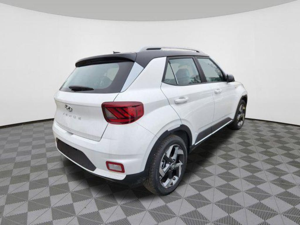 New 2025 Hyundai Venue Limited SUV
