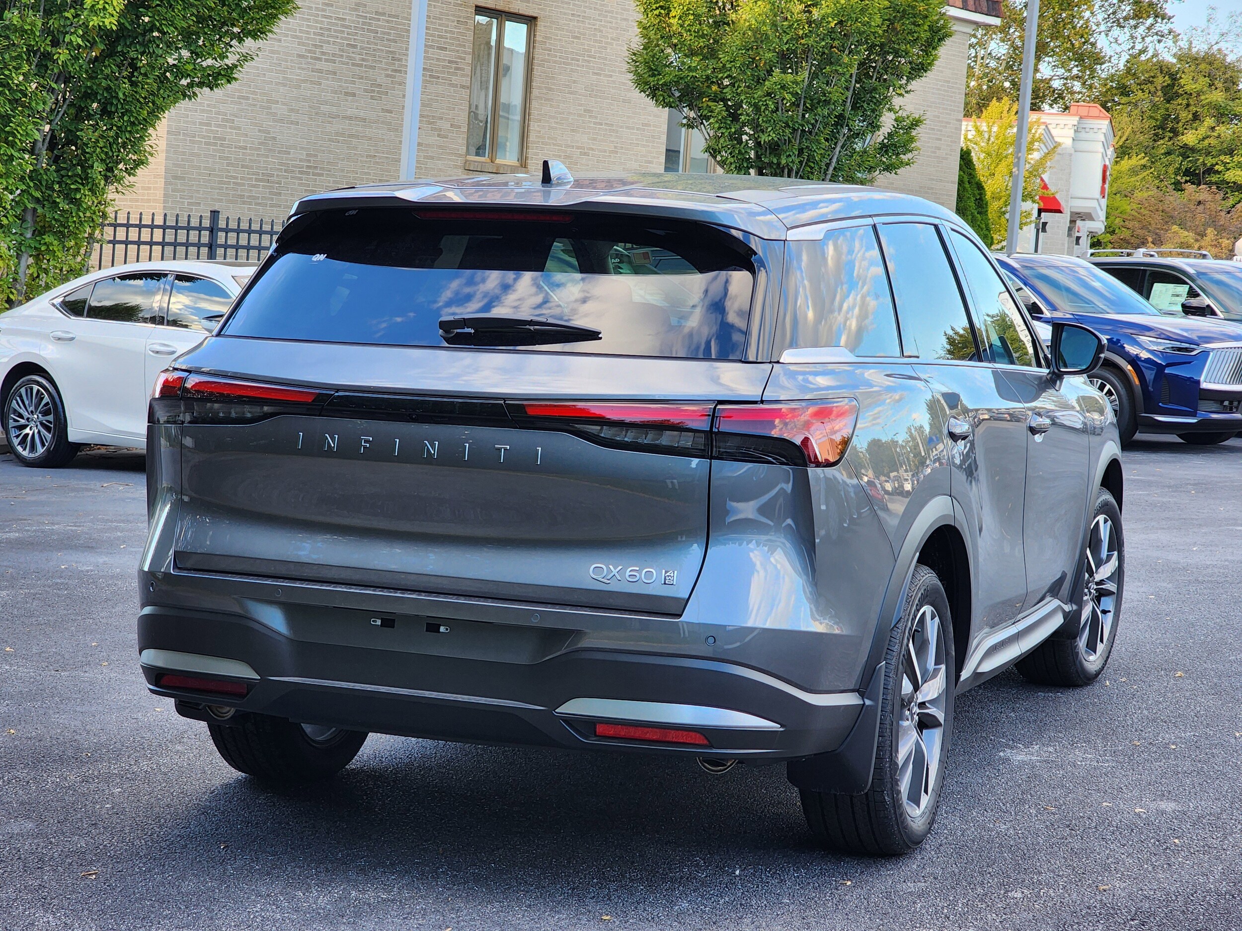 2026 Infiniti QX60 Pure AWD photo 4
