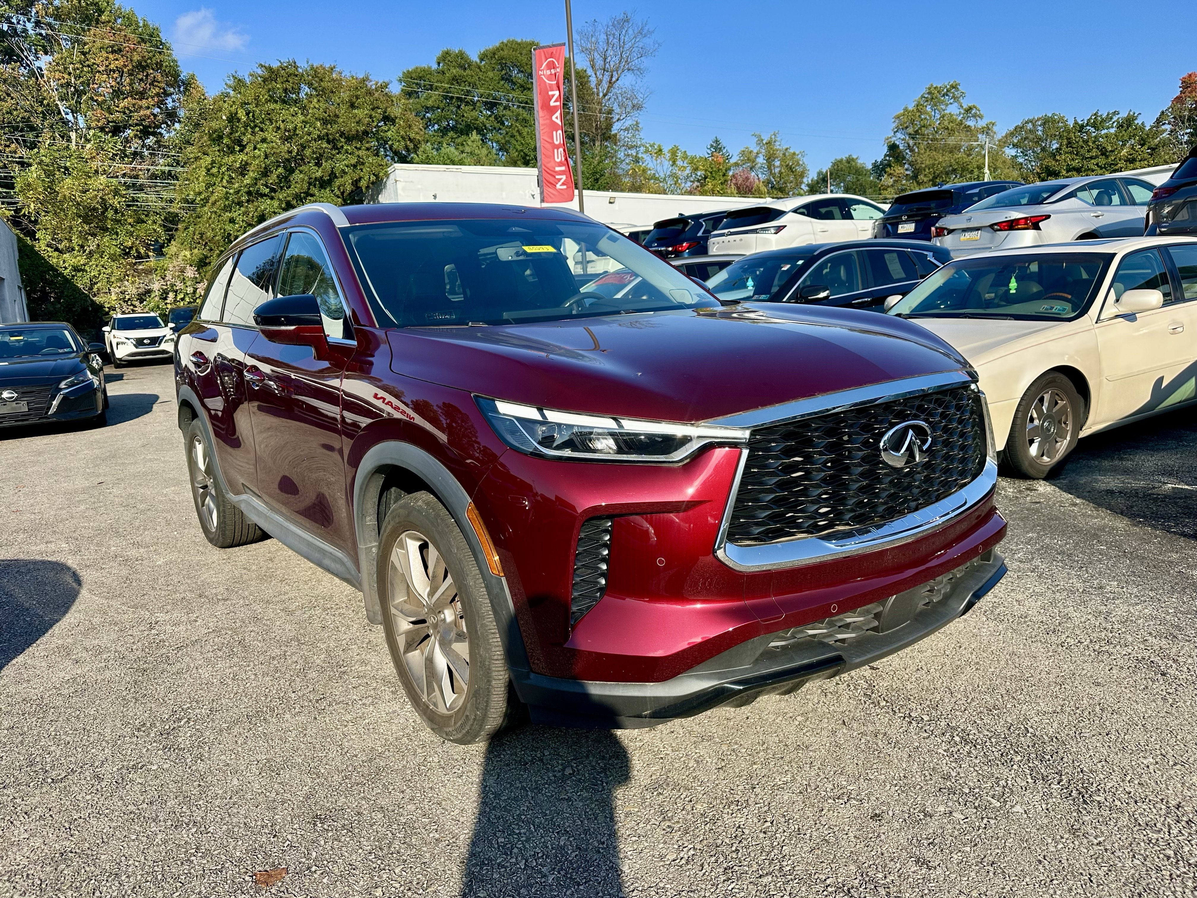 2023 INFINITI QX60 LUXE