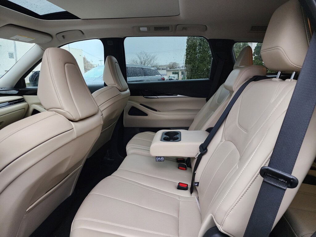 Used 2023 INFINITI QX60 PURE PURE AWD