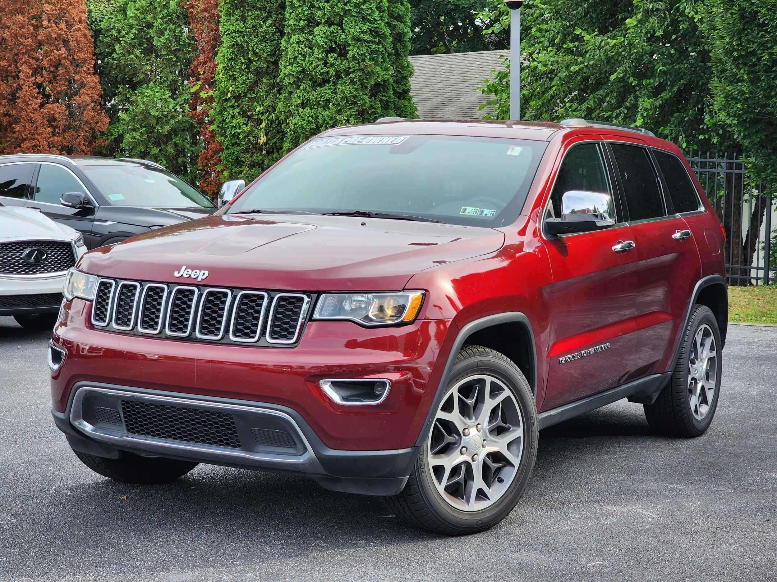 2019 Jeep Grand Cherokee Limited photo 3
