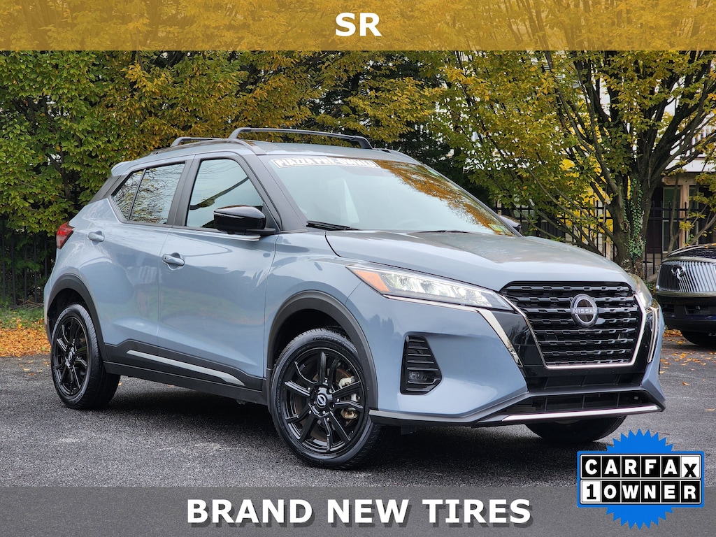 Used 2024 Nissan Kicks SR SR FWD