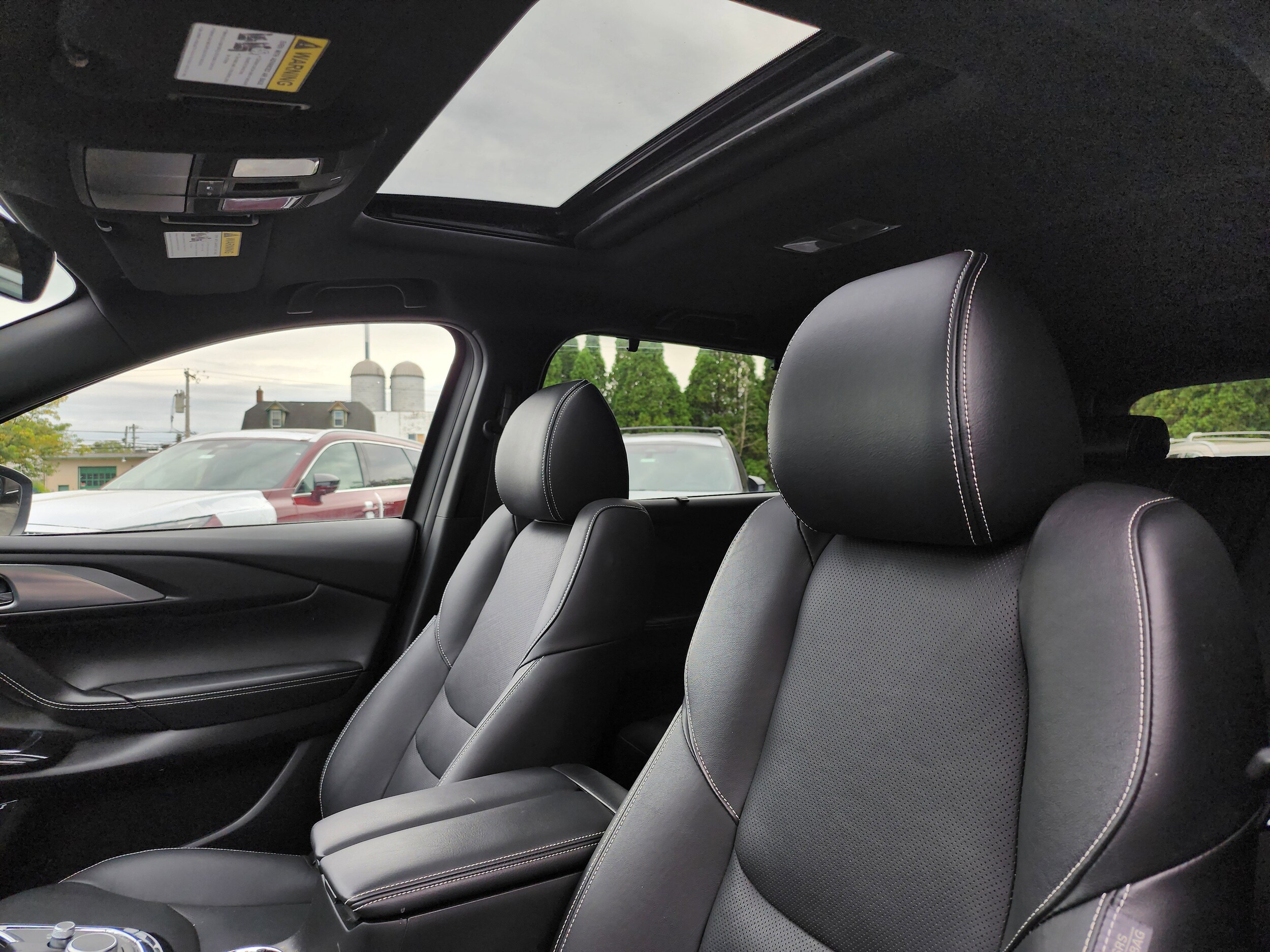 2022 Mazda CX-9 Grand Touring photo 2