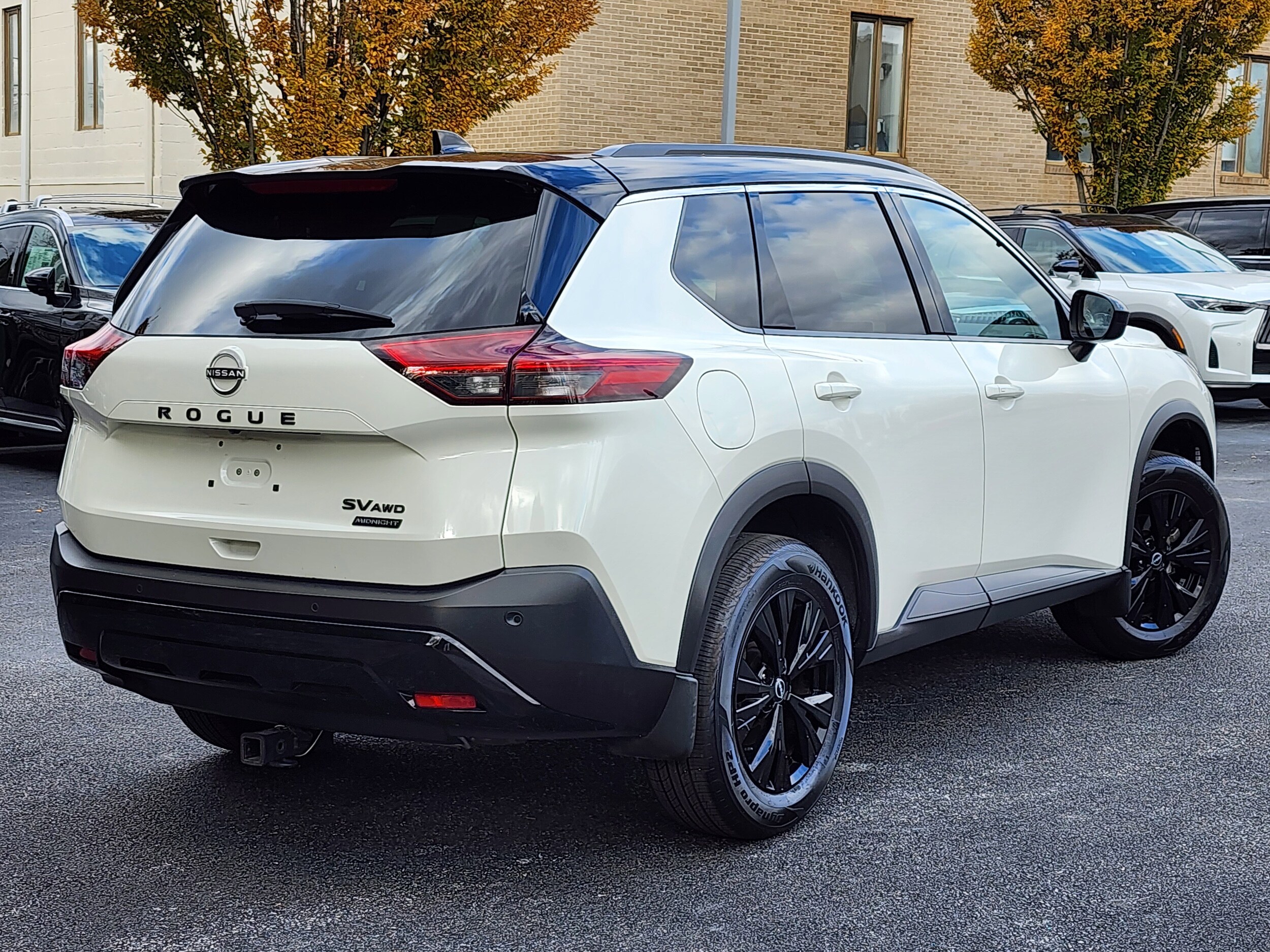 2023 Nissan Rogue AWD SV photo 4