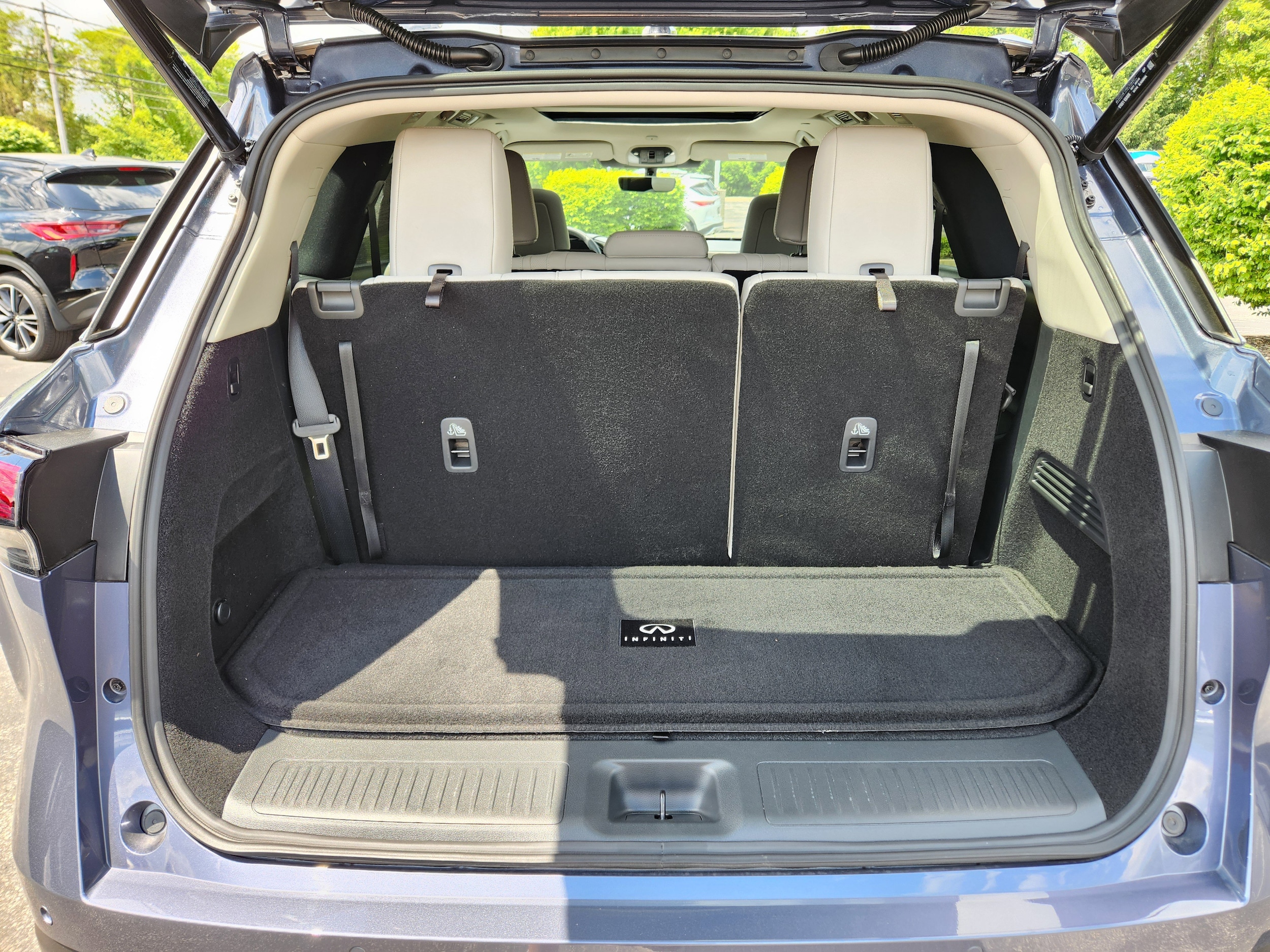 2026 INFINITI QX60 LUXE - Photo 8