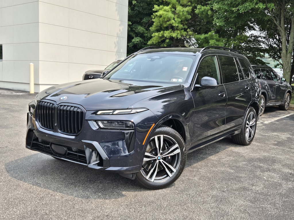 New 2023 BMW X7 xDrive40i xDrive40i Sports Activity Vehicle