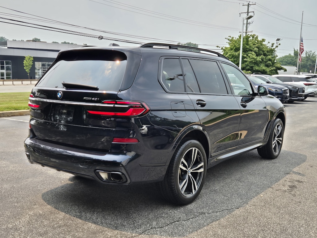 New 2023 BMW X7 xDrive40i xDrive40i Sports Activity Vehicle