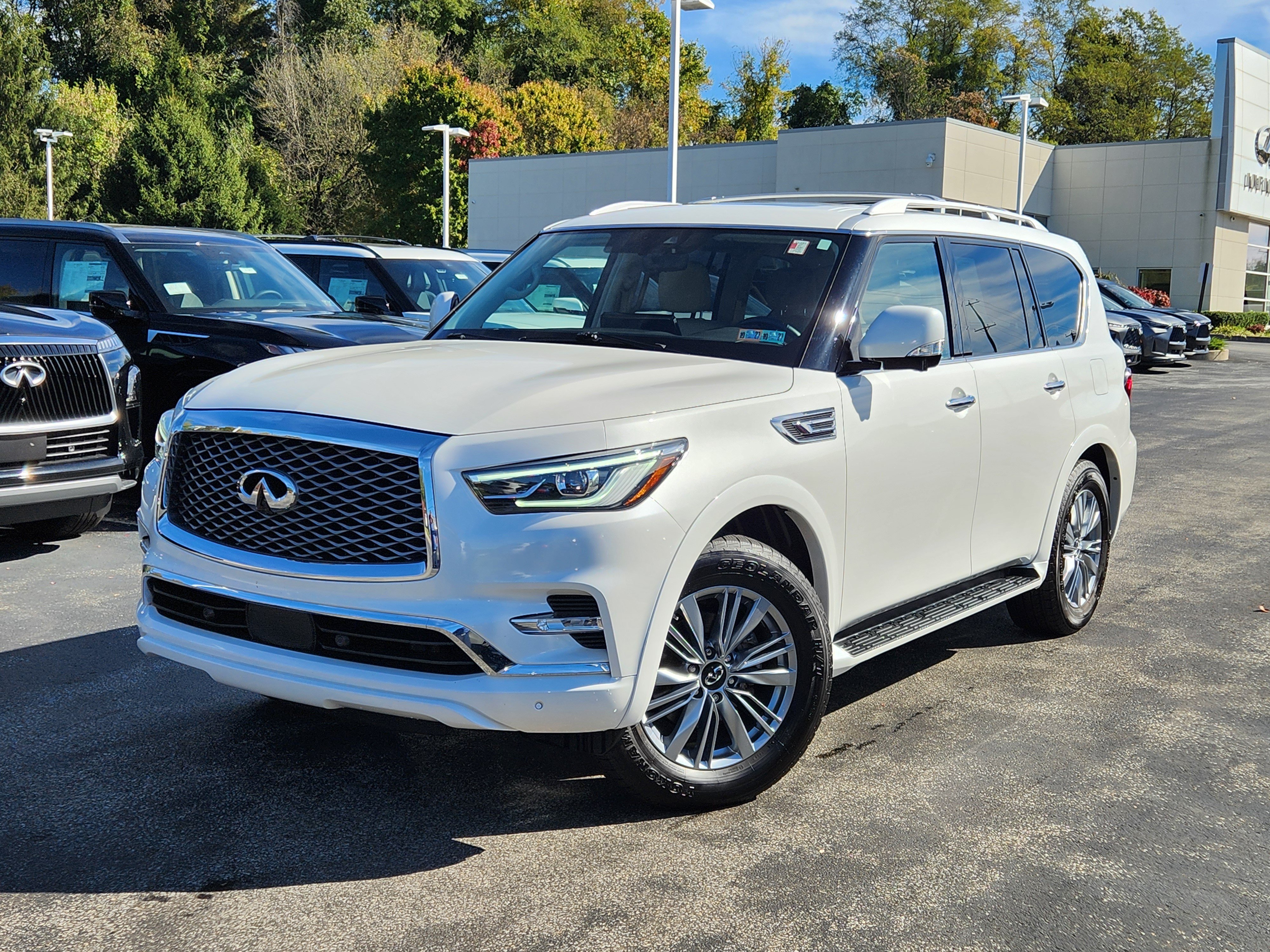 2022 INFINITI QX80