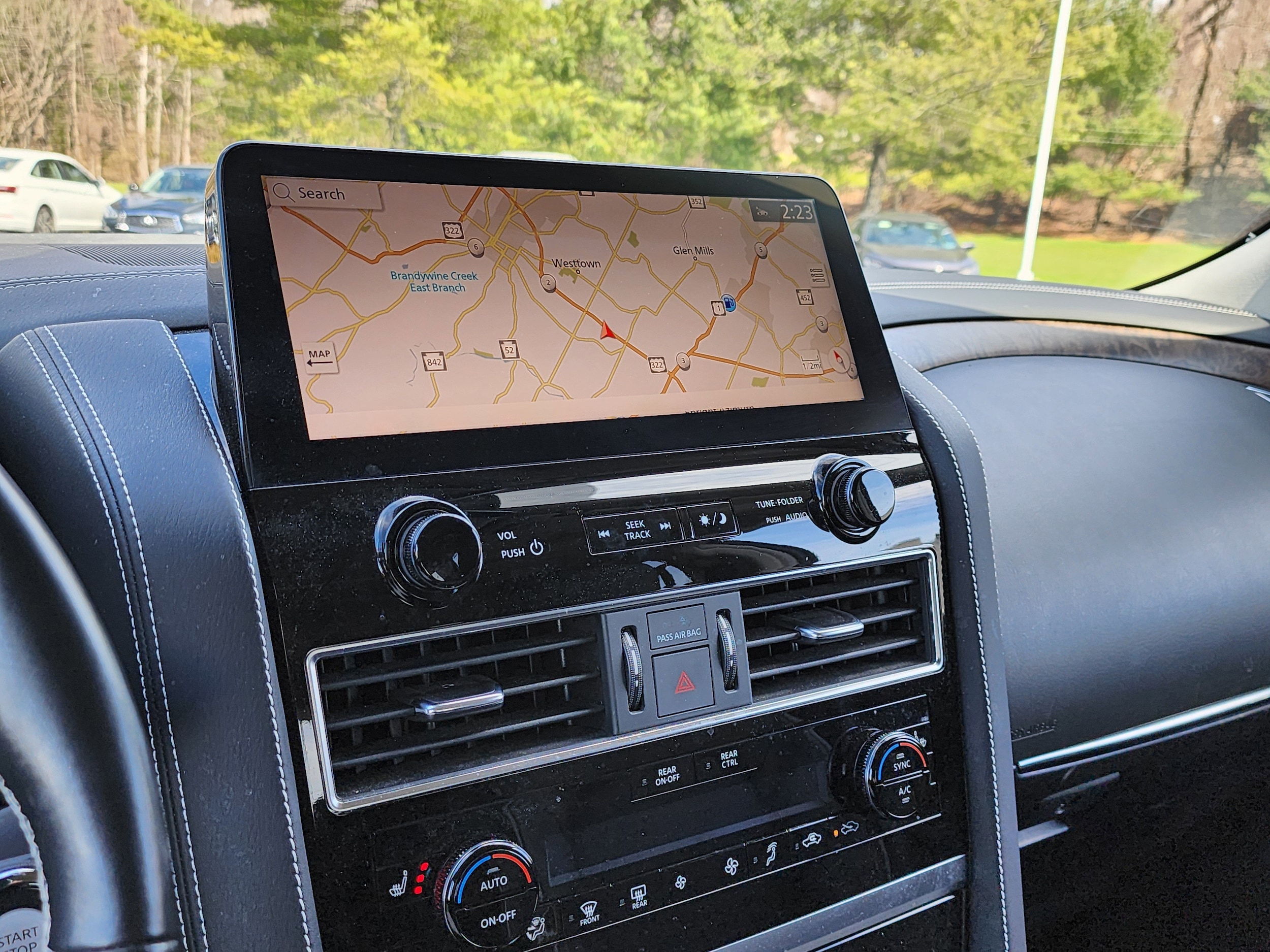 2024 INFINITI QX80 PREMIUM SELECT 4WD - Photo 9