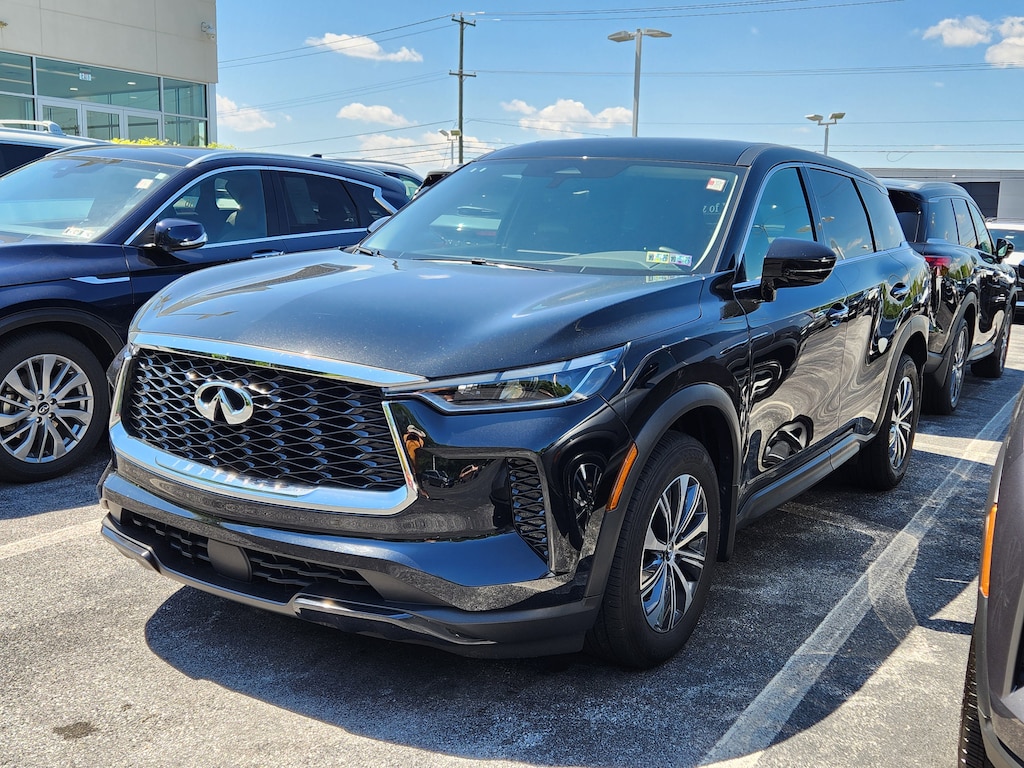Certified 2025 INFINITI QX60 PURE PURE AWD