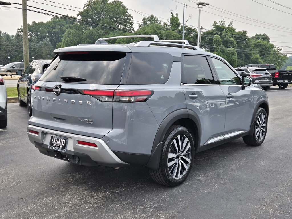 Used 2022 Nissan Pathfinder Platinum Platinum 4WD