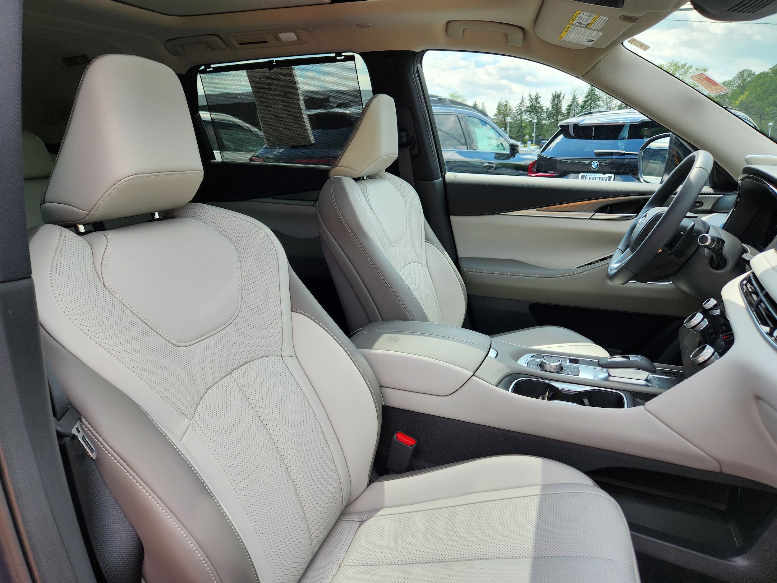 2026 INFINITI QX60 LUXE - Photo 16