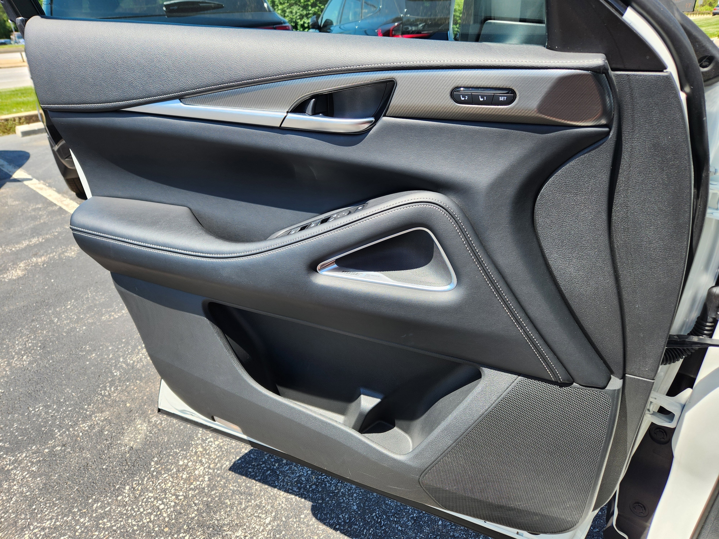 2025 INFINITI QX60 LUXE - Photo 25