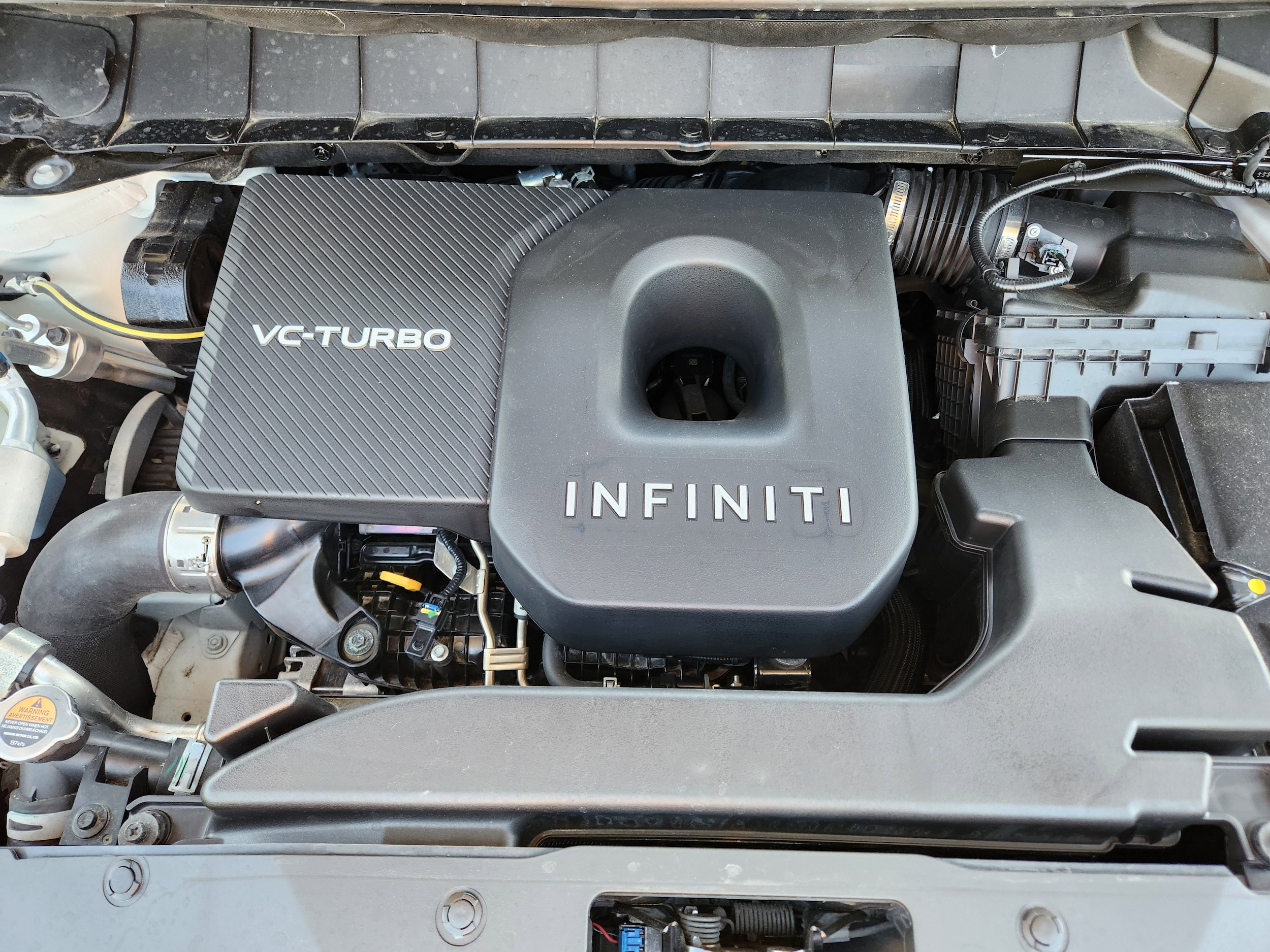 2025 INFINITI QX60 LUXE - Photo 9
