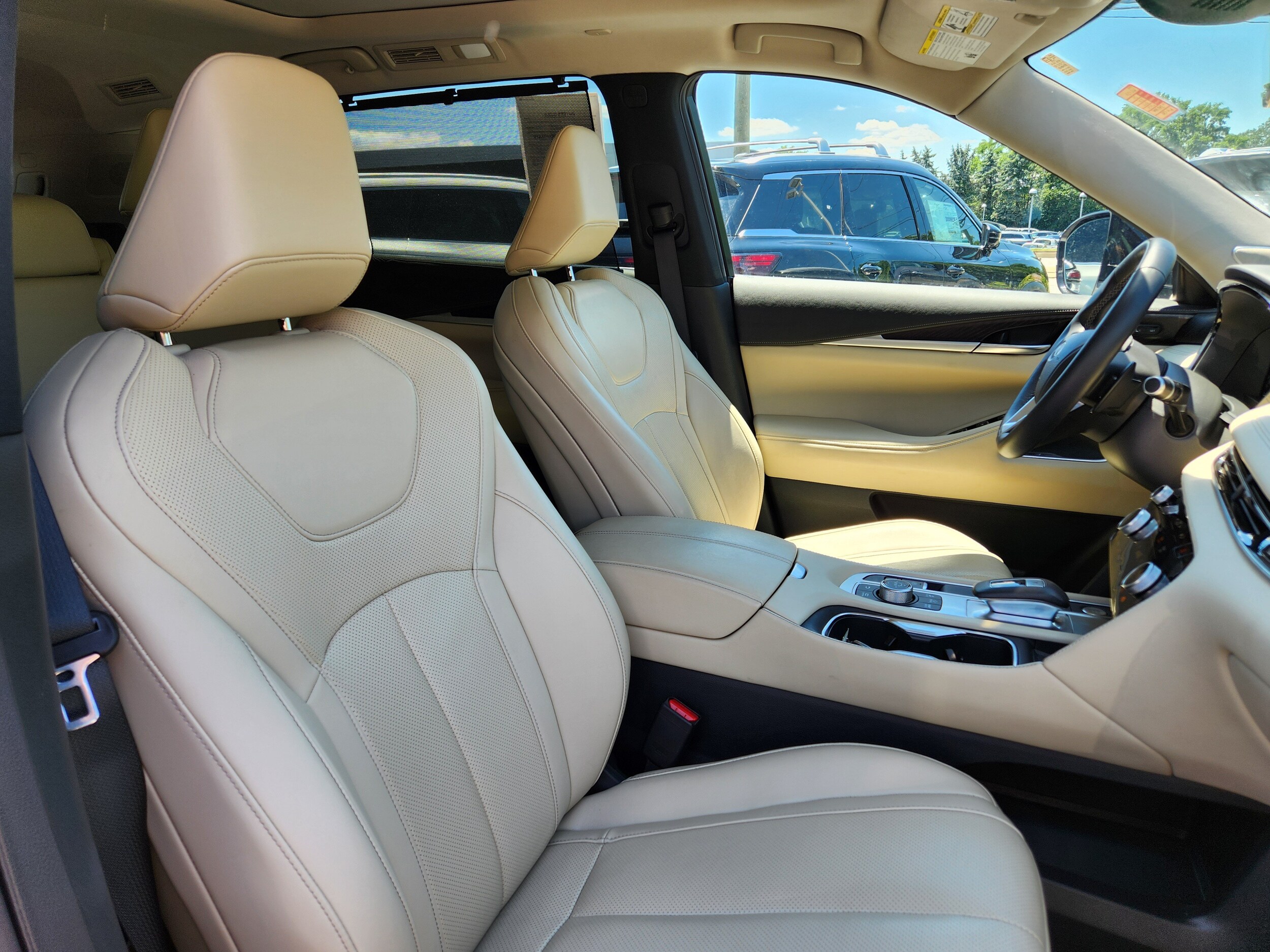 2025 INFINITI QX60 SENSORY - Photo 16