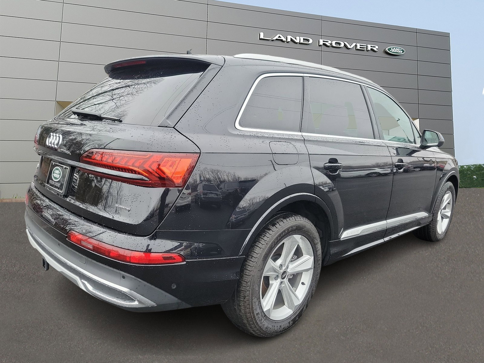 Used 2021 Audi Q7 Premium with VIN WA1AXAF74MD026782 for sale in Ardmore, PA