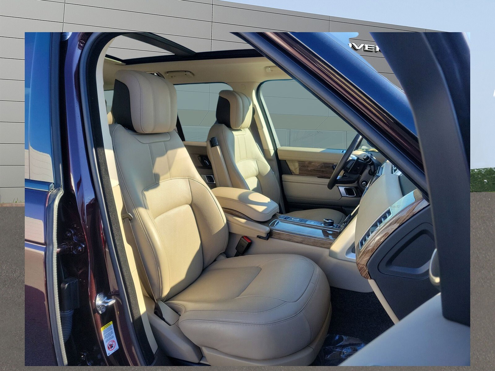 2019 Land Rover Range Rover SuperCharged HSE photo 3