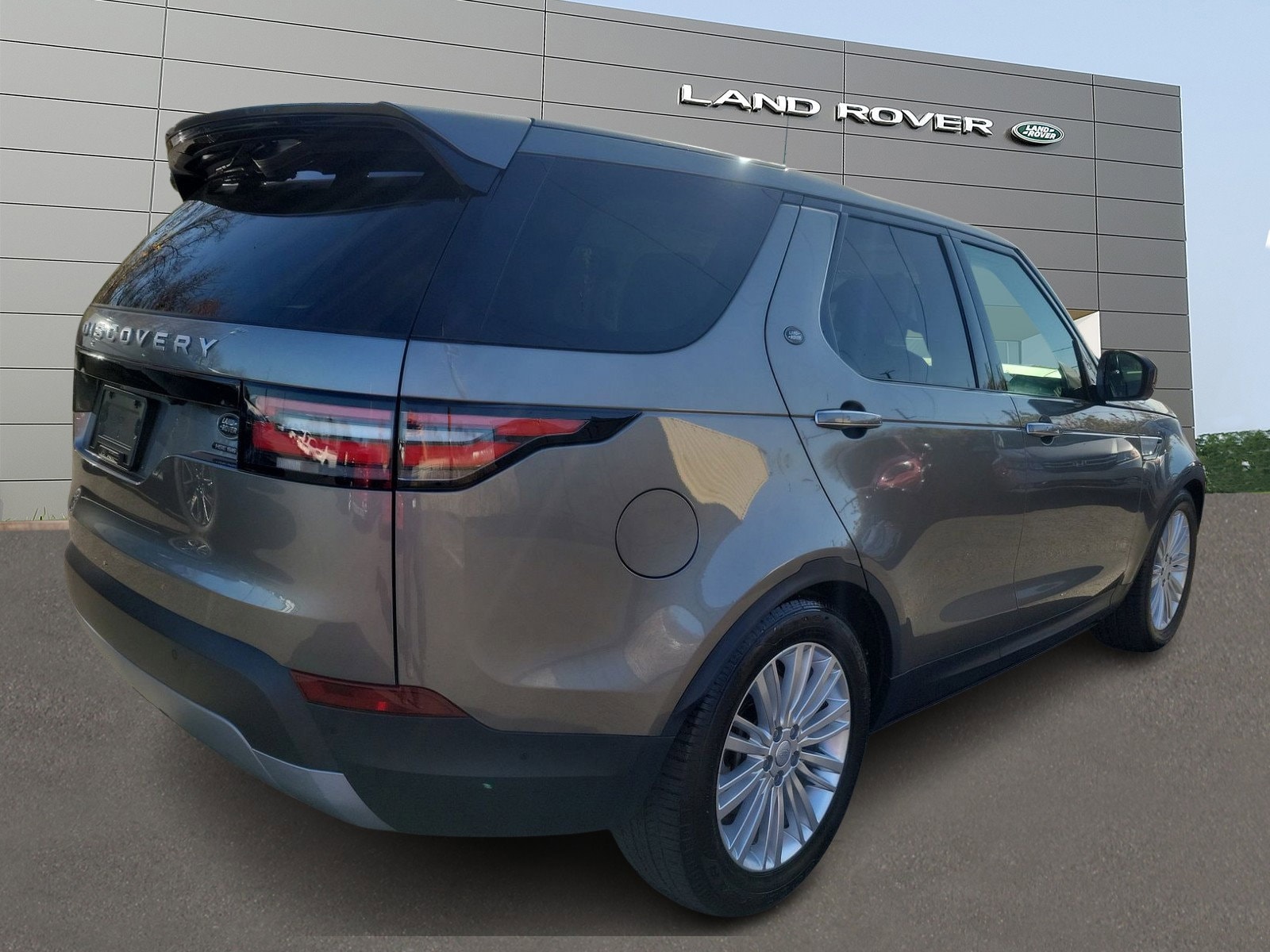 Certified 2020 Land Rover Discovery HSE LUX with VIN SALRT2RV2L2424516 for sale in Ardmore, PA