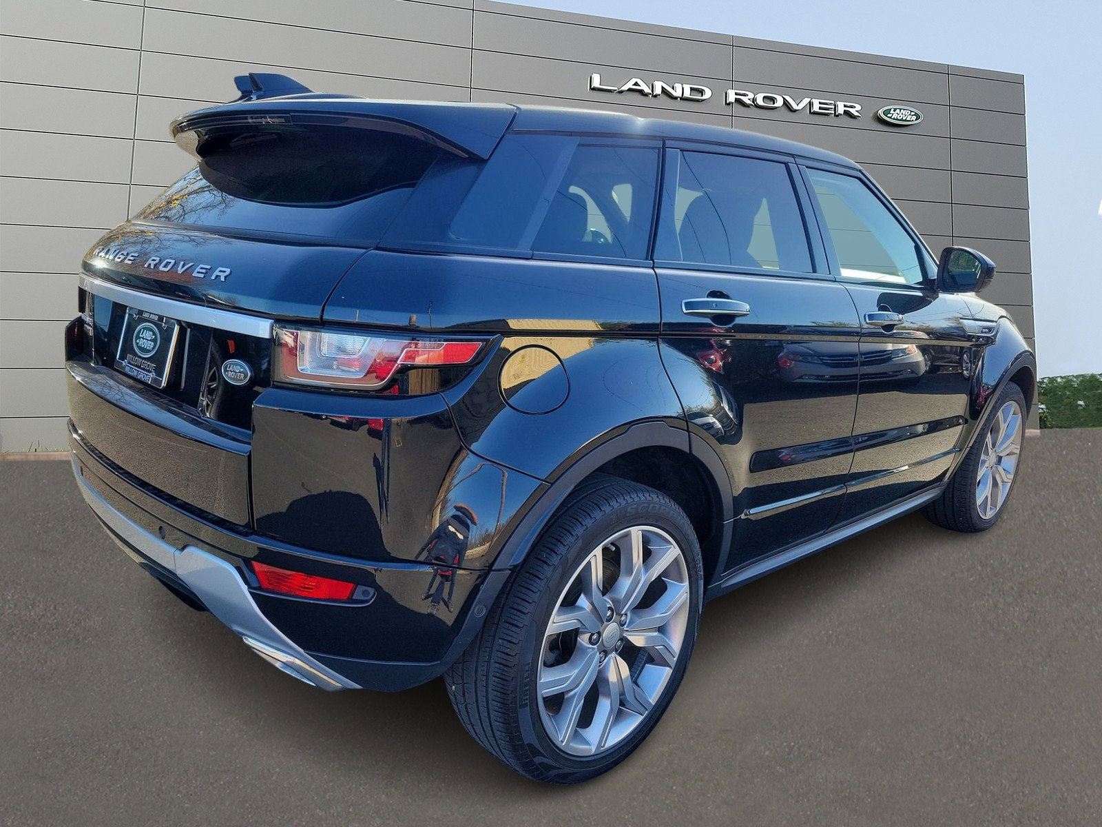 Used 2017 Land Rover Range Rover Evoque Autobiography with VIN SALVE2BG6HH182712 for sale in Ardmore, PA