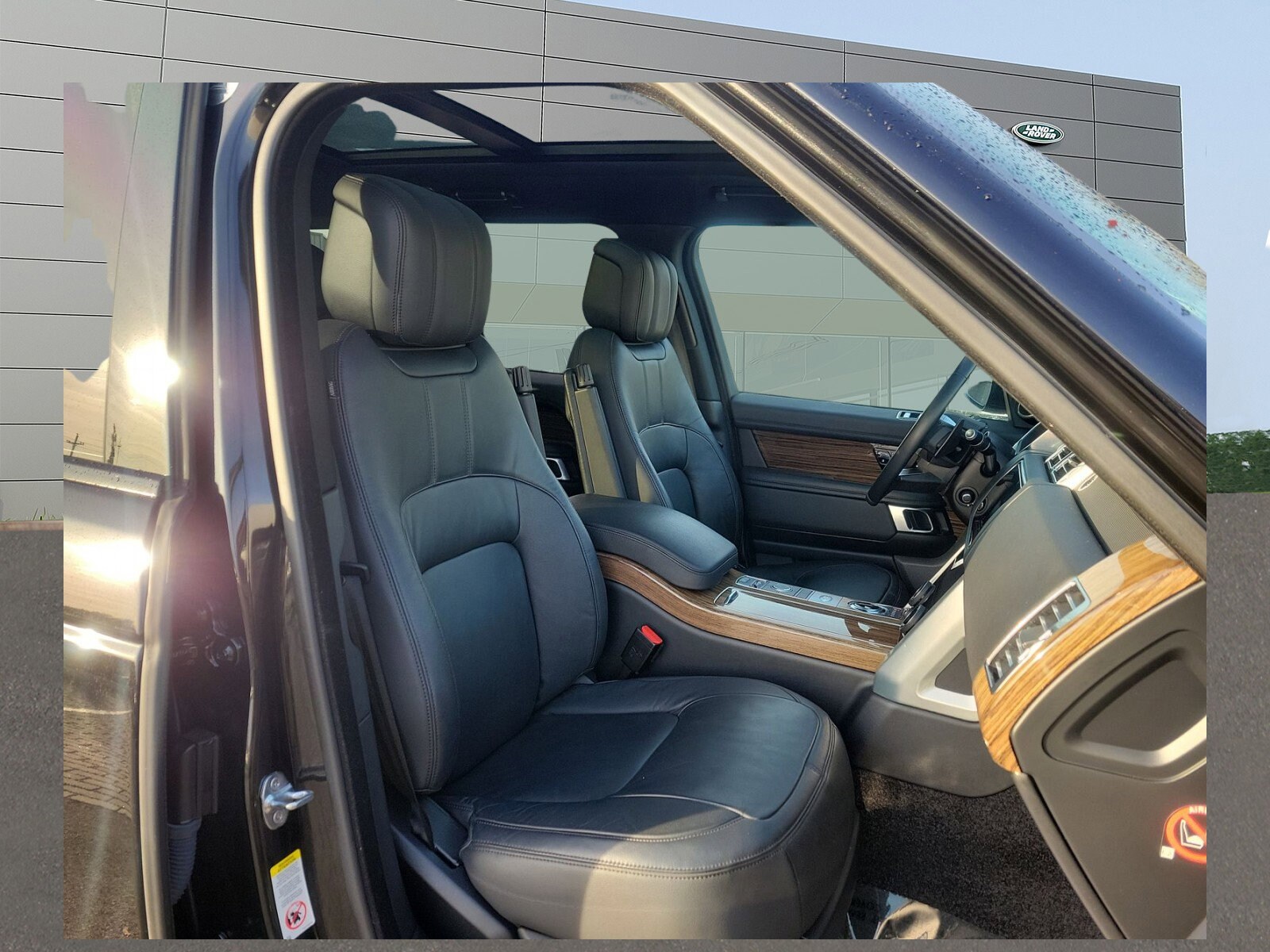 2018 Land Rover Range Rover HSE SuperCharged photo 3