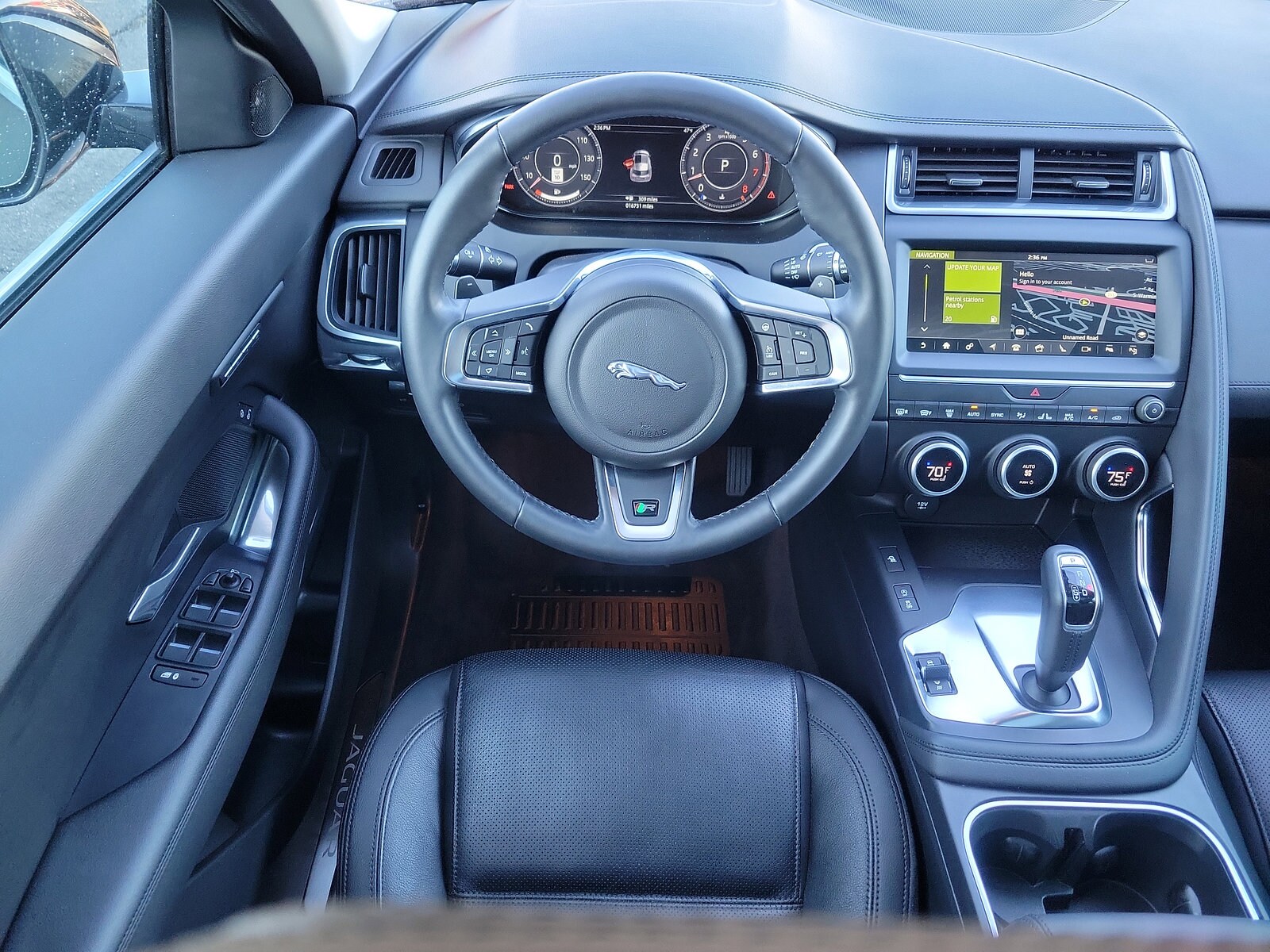 2020 Jaguar E-PACE P250 SE photo 4