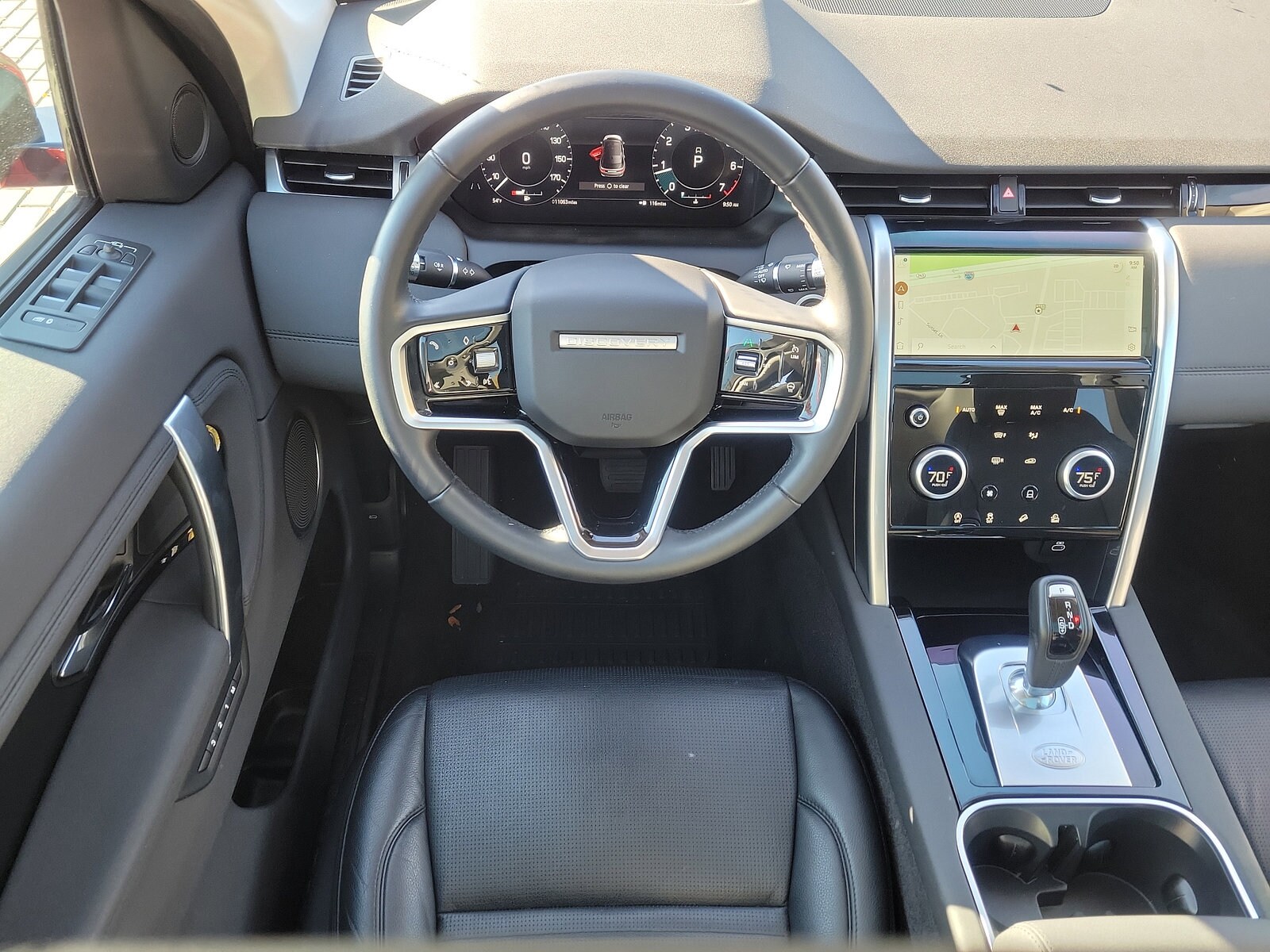 2021 Land Rover Discovery Sport SE photo 3