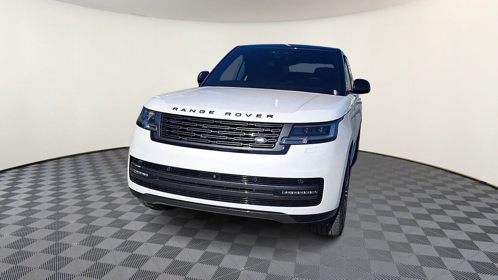 Certified 2025 Land Rover Range Rover P530 SE SUV