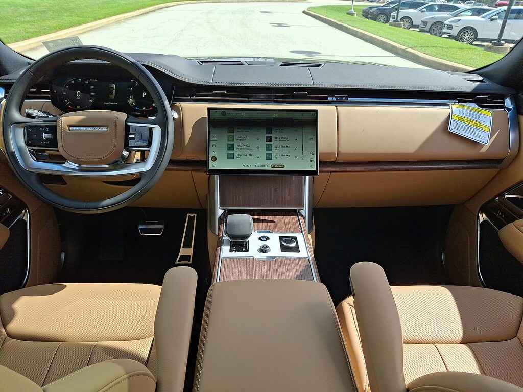 New 2027 Land Rover Range Rover SE Sport Utility