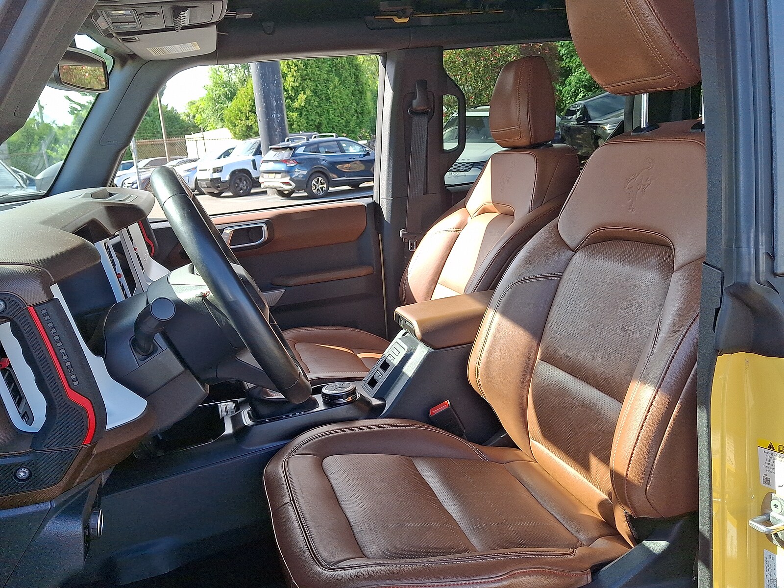 2023 Ford Bronco Heritage Limited First Edition photo 3