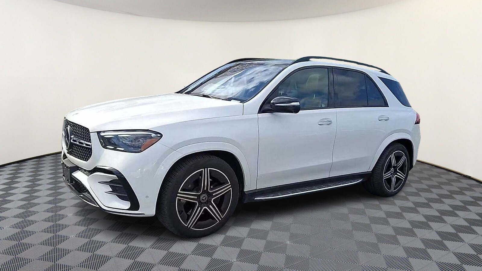 2024 Mercedes Benz GLE 450 4MATIC photo 4